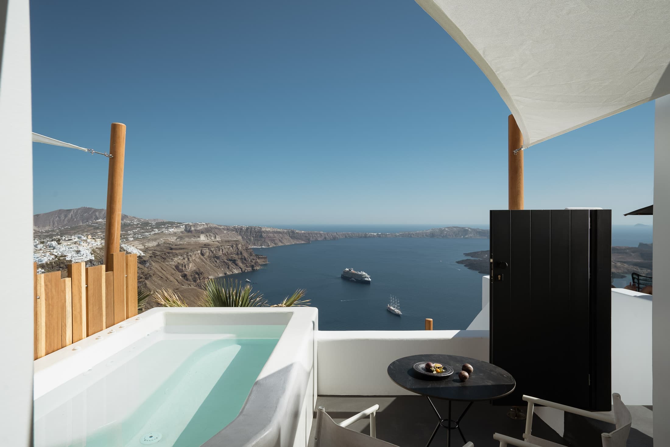 Stella Rocca a Mare – boutique hotel in Santorini Architectural Photography-1