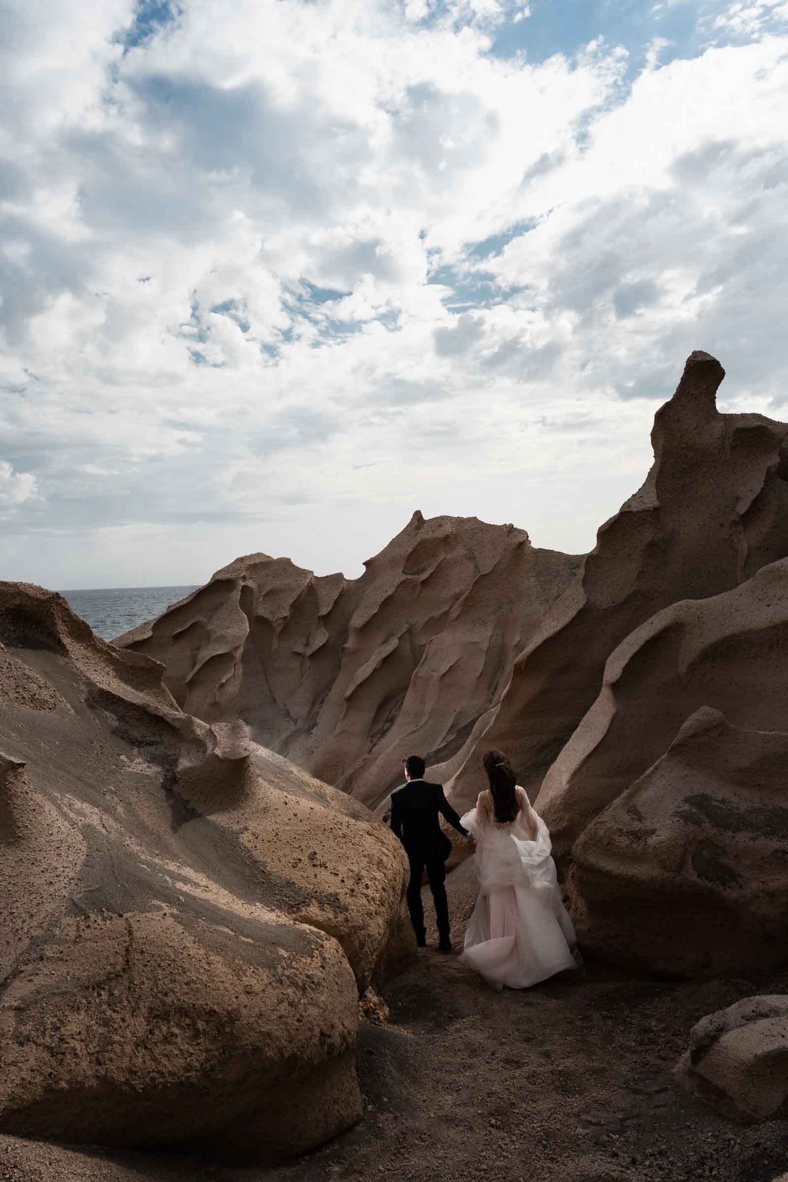 Tudor and Felicia after wedding session in Oia-12