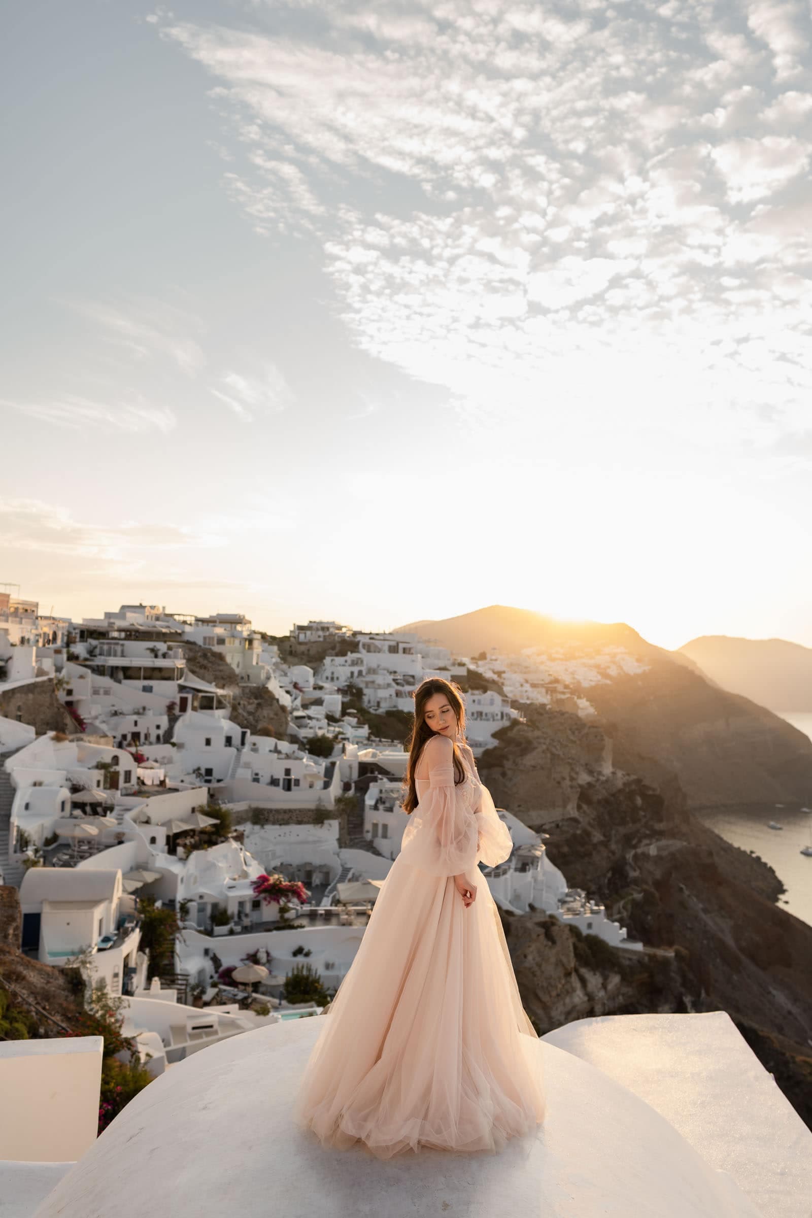 Tudor and Felicia after wedding session in Oia-4