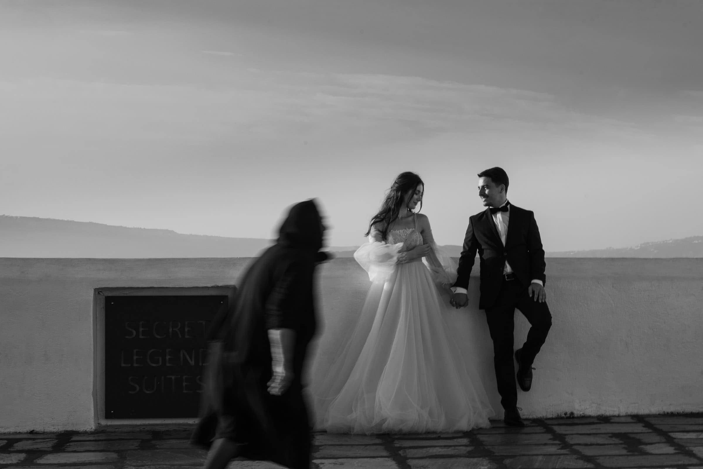 Tudor and Felicia after wedding session in Oia-7