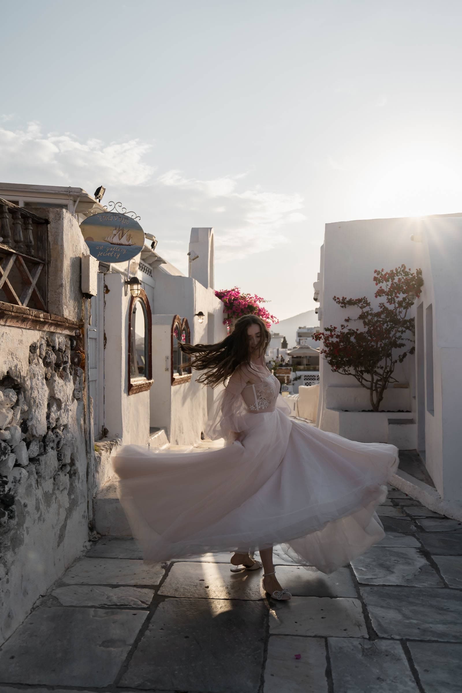 Tudor and Felicia after wedding session in Oia-8