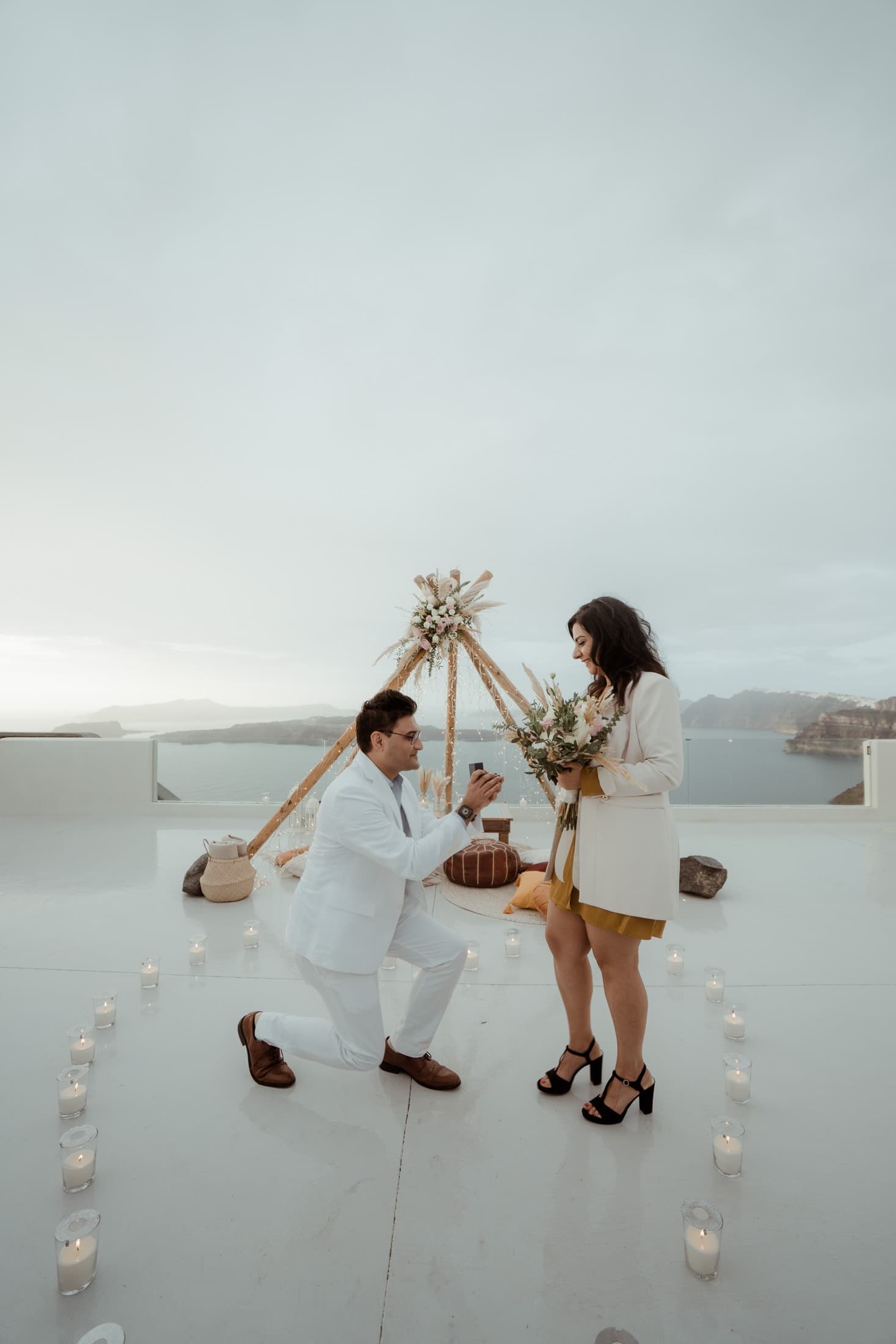A Santorini proposal in the heart of winter Proposals in Santorini-6