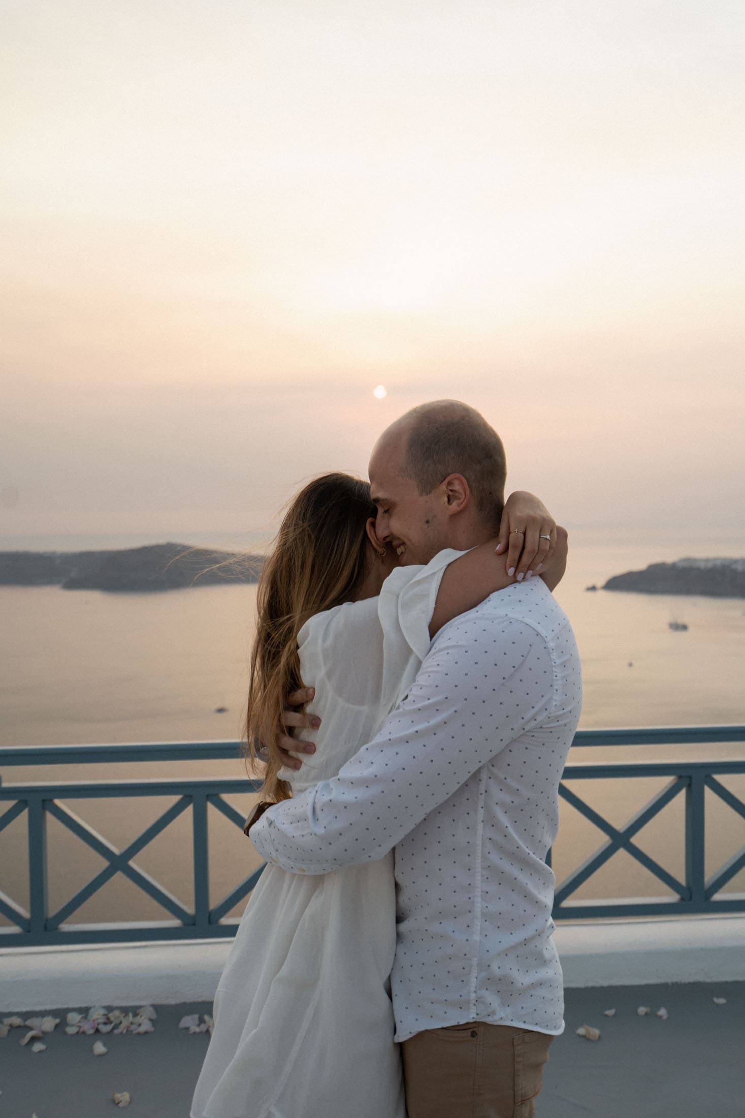 Sunset proposal in Santorini, Greece-11