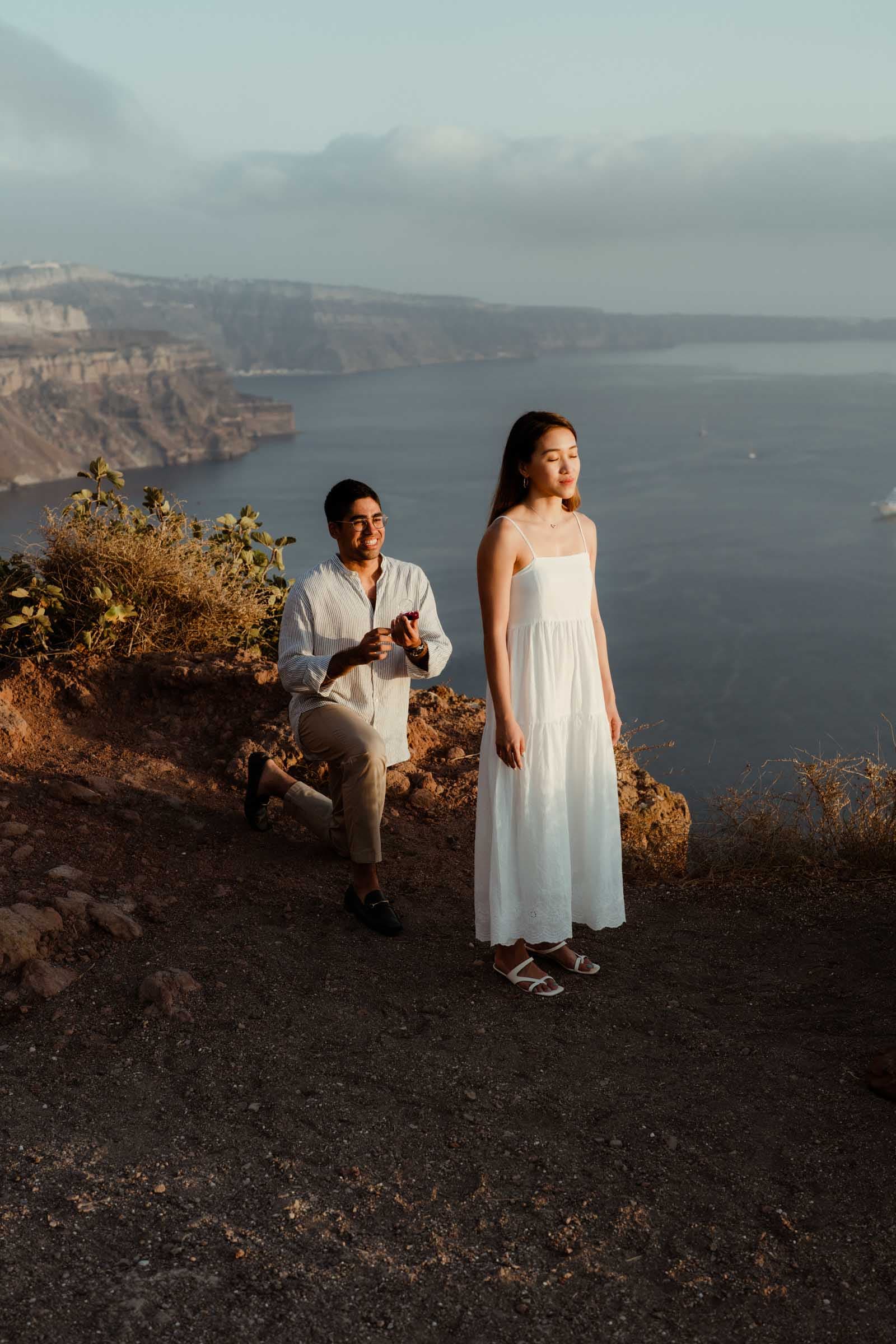 Guarav & Trina – Proposal in Skaros rock-20