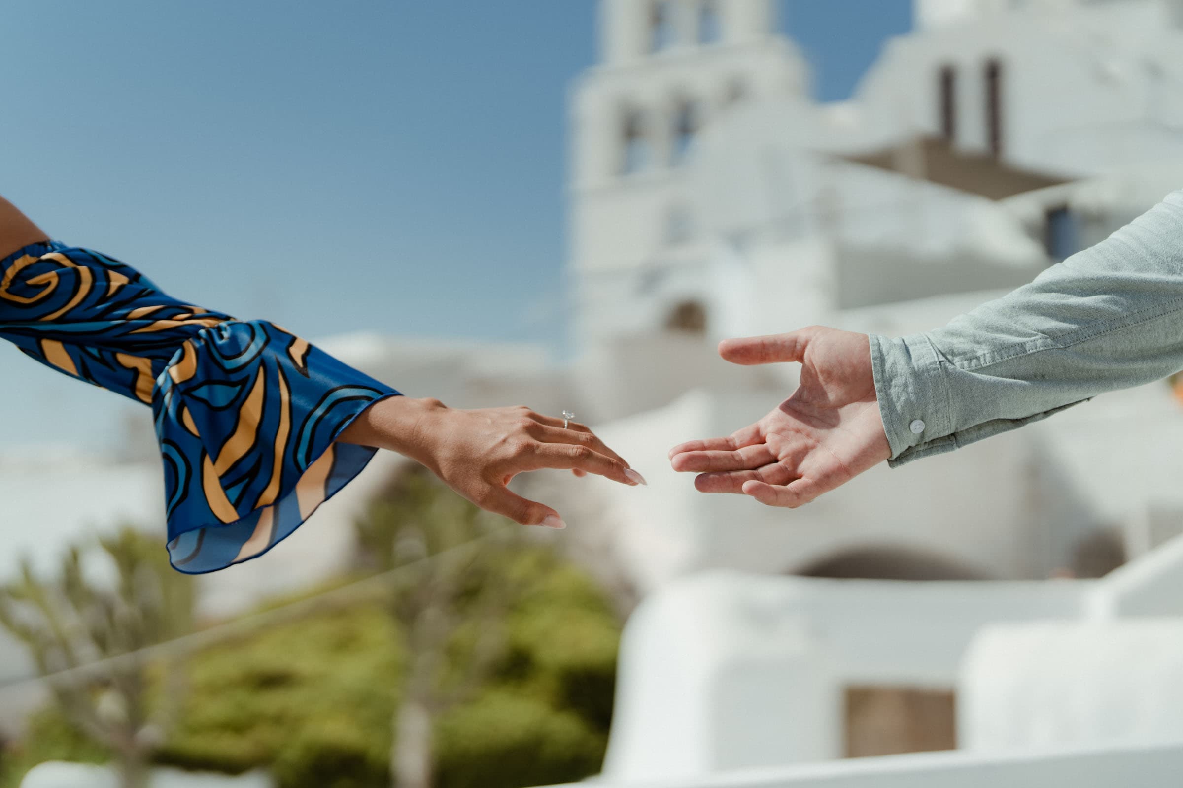 Luca & Malia – engagement session in Santorini-5