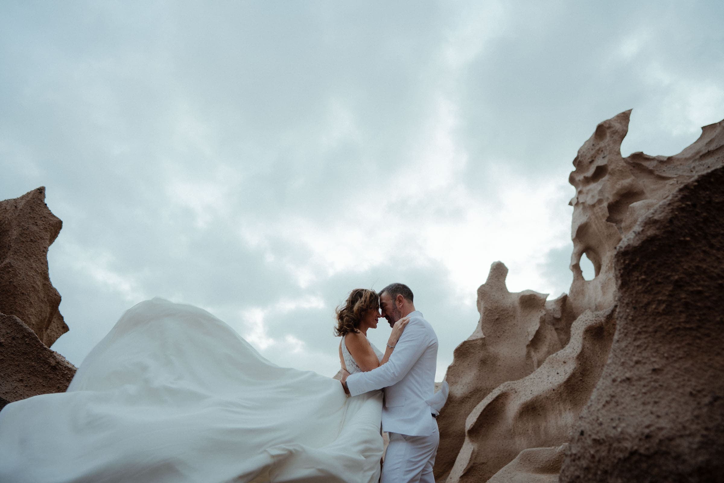 George and Aline | Wedding photoshoot at the black beach-11