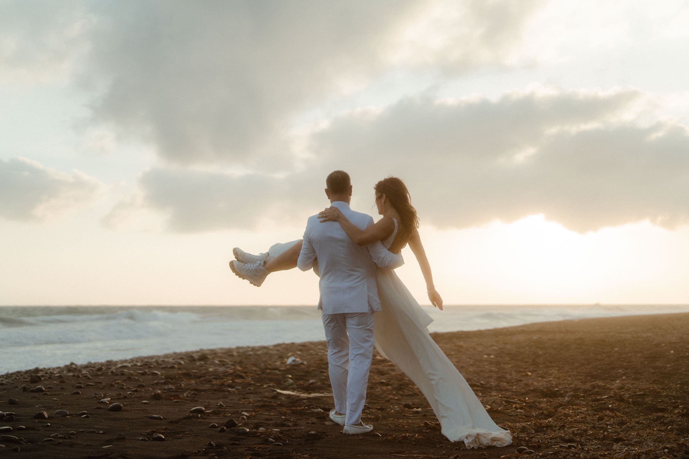 George and Aline | Wedding photoshoot at the black beach-17