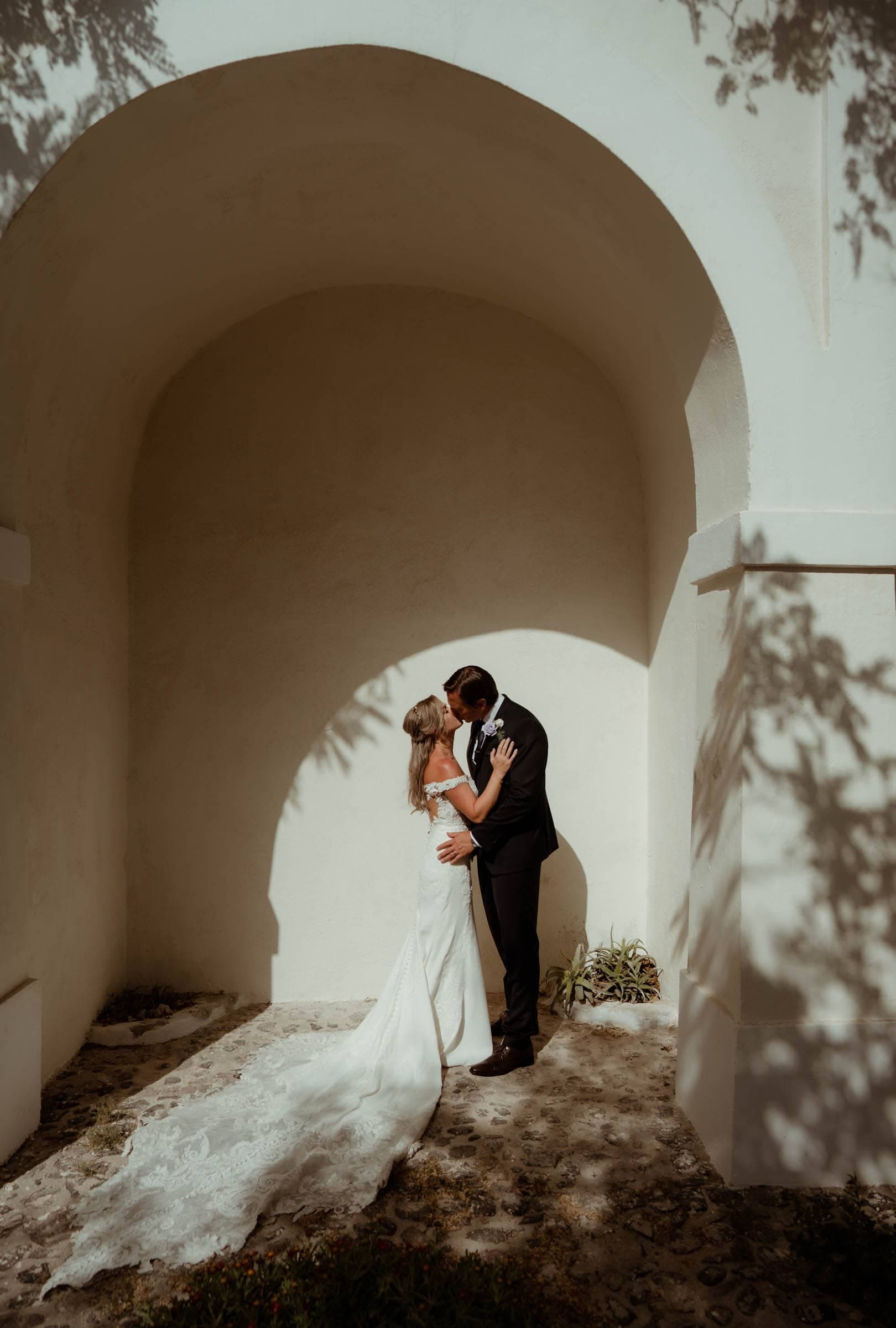 Jason and Jodie – A wedding in Pyrgos restaurant Wedding Santorini-28