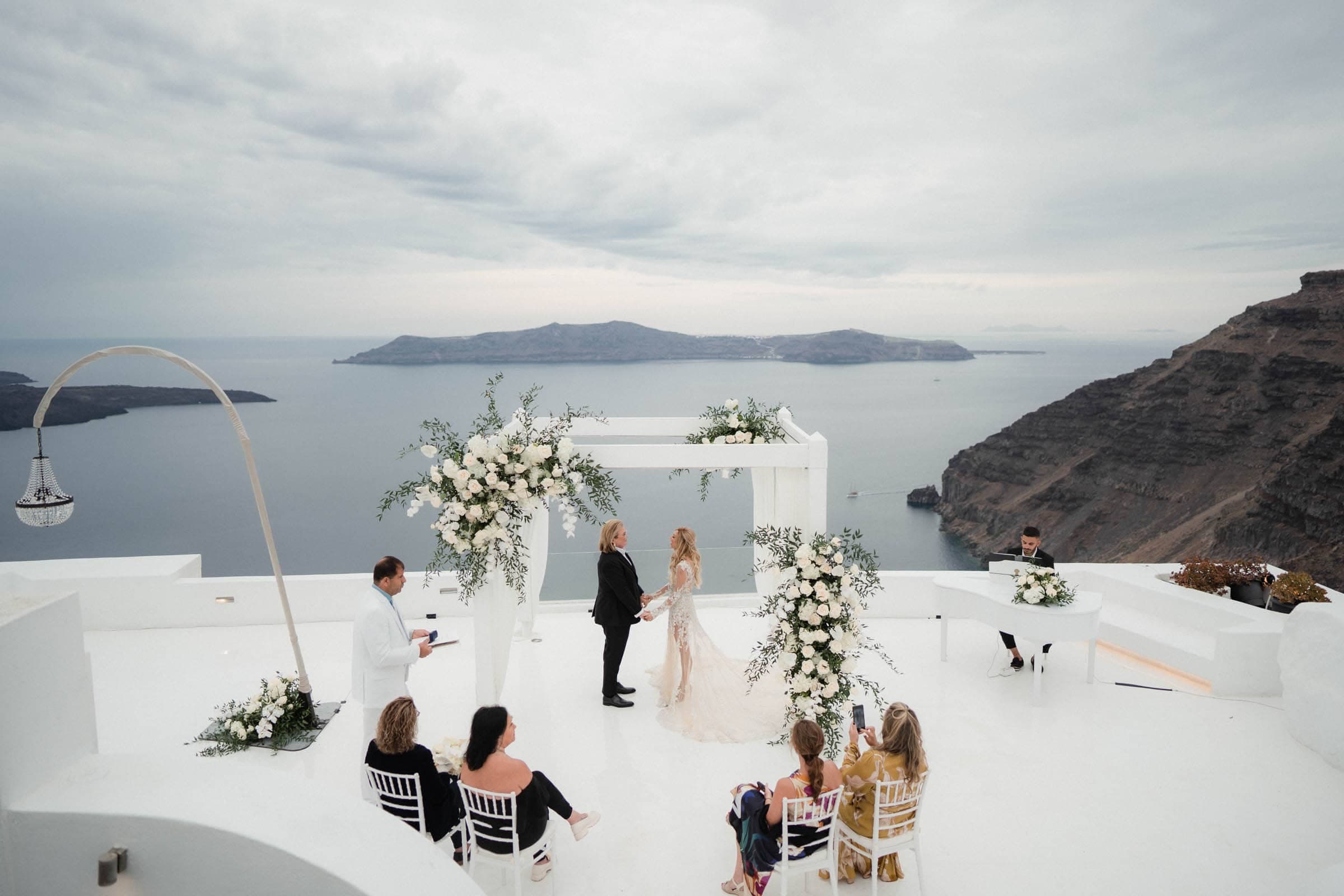 Vita & Jen | A Santorini lesbian wedding-17