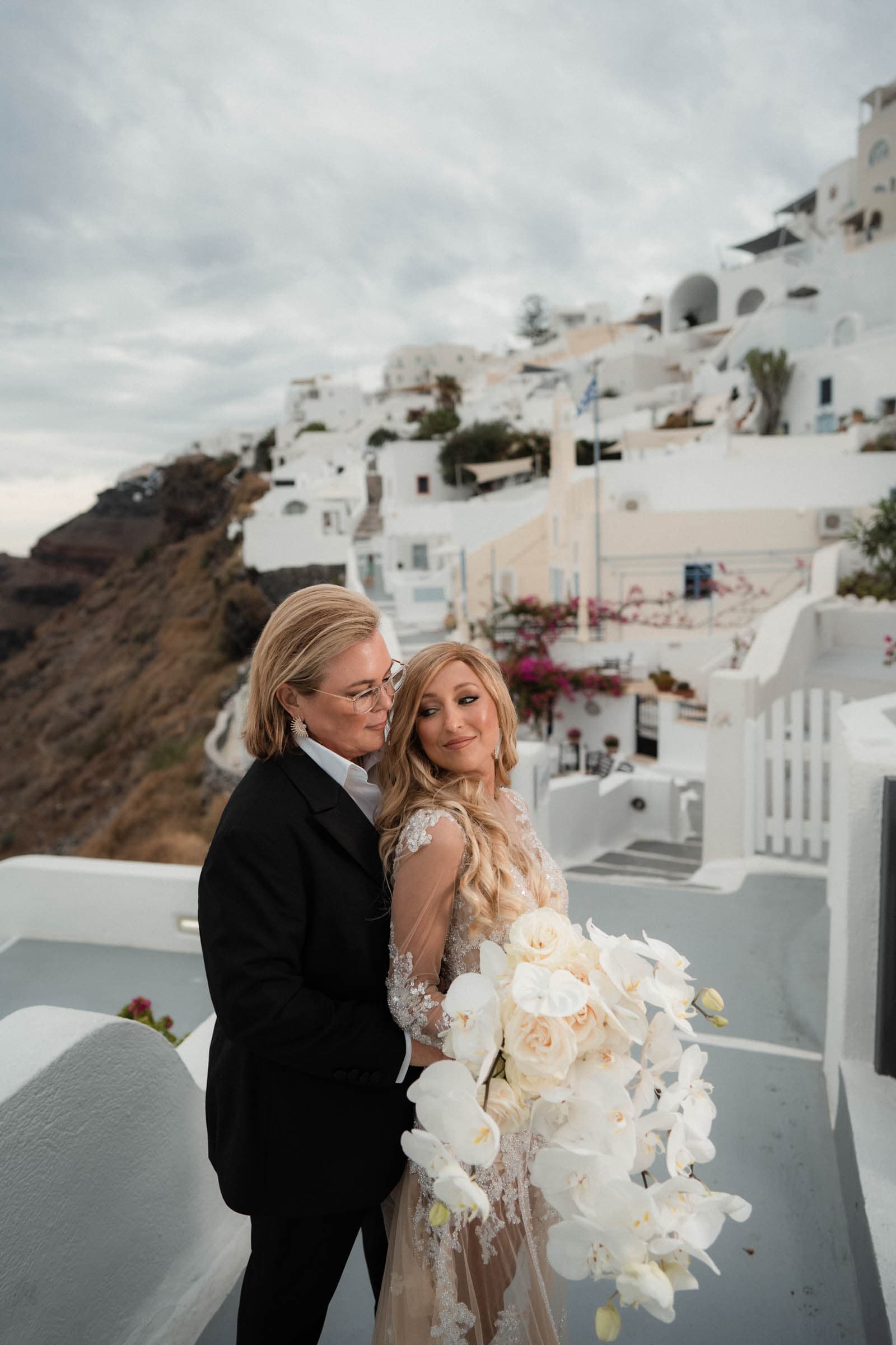 Vita & Jen | A Santorini lesbian wedding-27