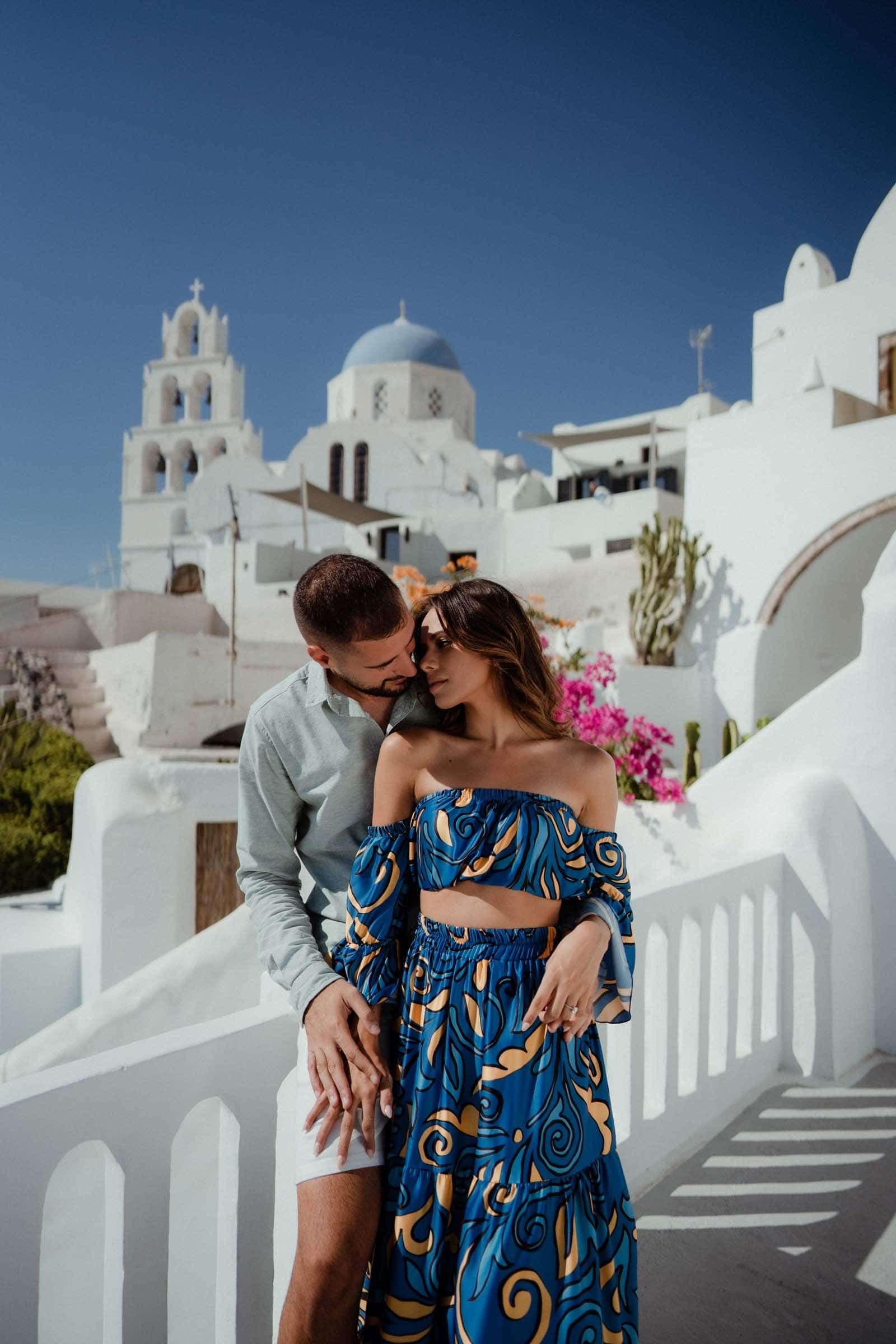 Luca & Malia | Couple photoshoot in Pyrgos and Imerovigli Couple Sessions-1
