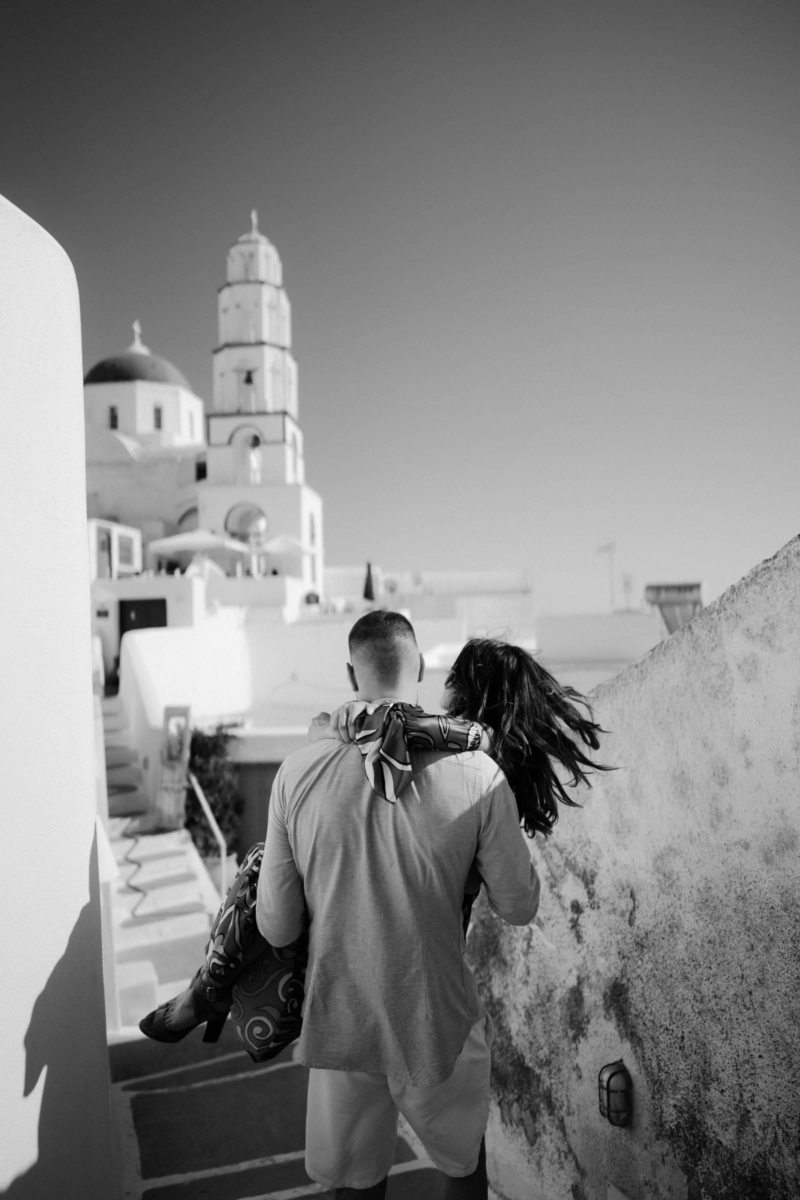Luca & Malia | Couple photoshoot in Pyrgos and Imerovigli Couple Sessions-17