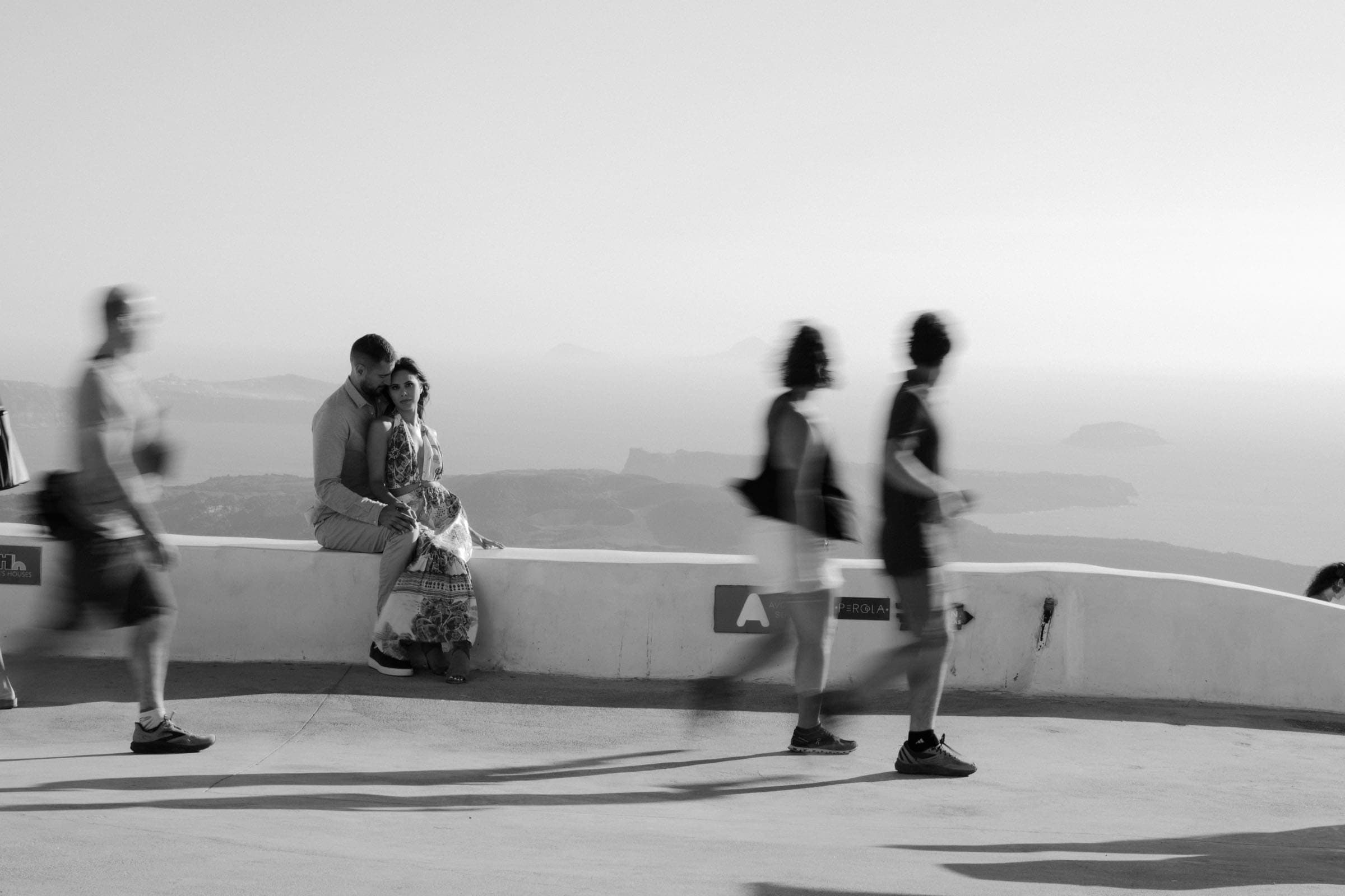 Luca & Malia | Couple photoshoot in Pyrgos and Imerovigli Couple Sessions-28