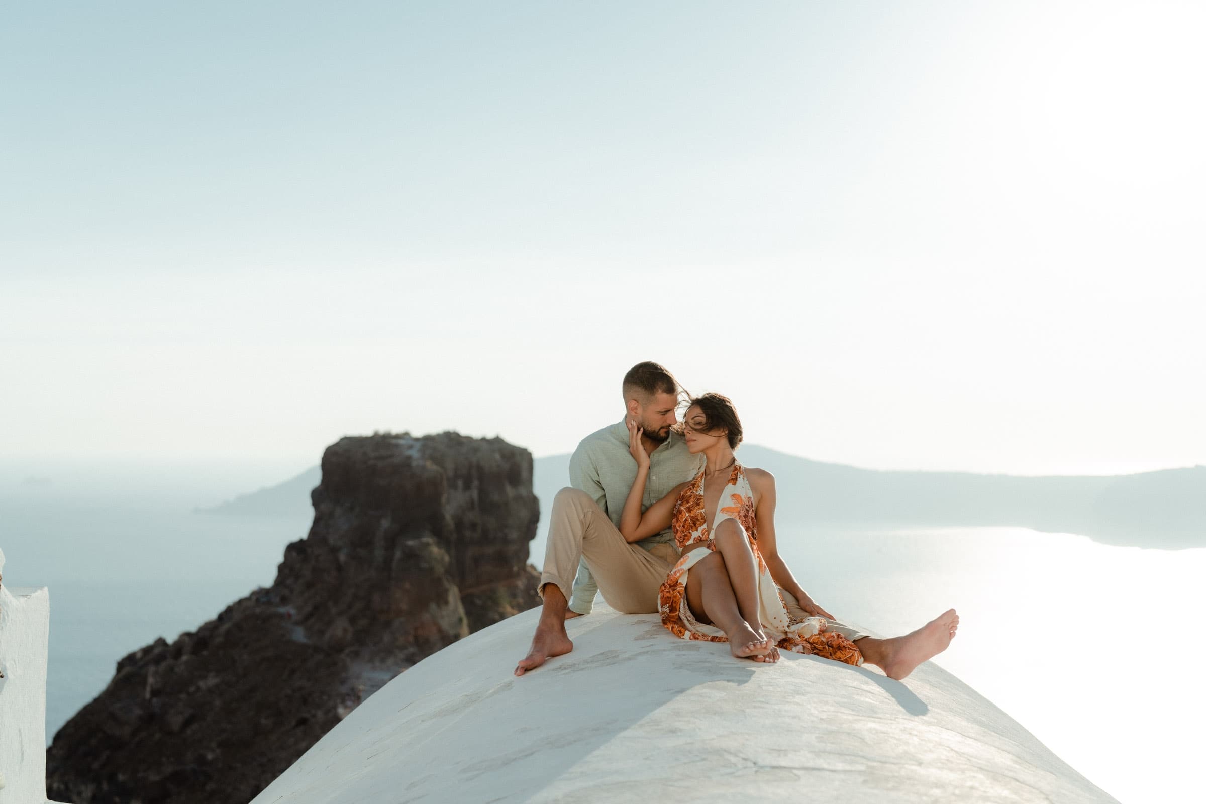 Luca & Malia | Couple photoshoot in Pyrgos and Imerovigli Couple Sessions-36