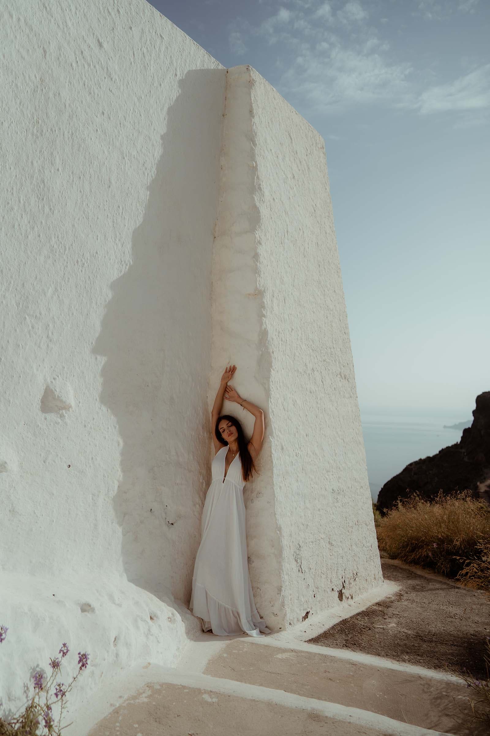 Why you SHOULD book your Santorini photoshoot in the winter Weddings-1