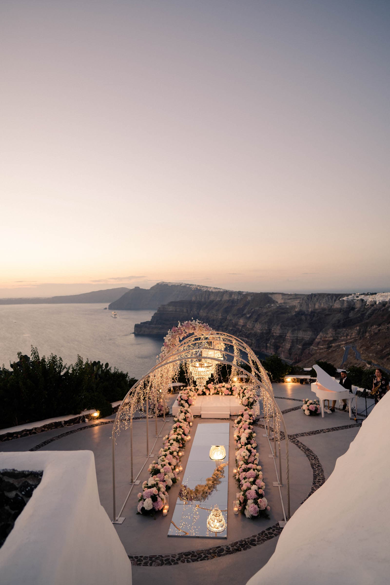 The ultimate Santorini proposal guide (a must read) Proposals-1