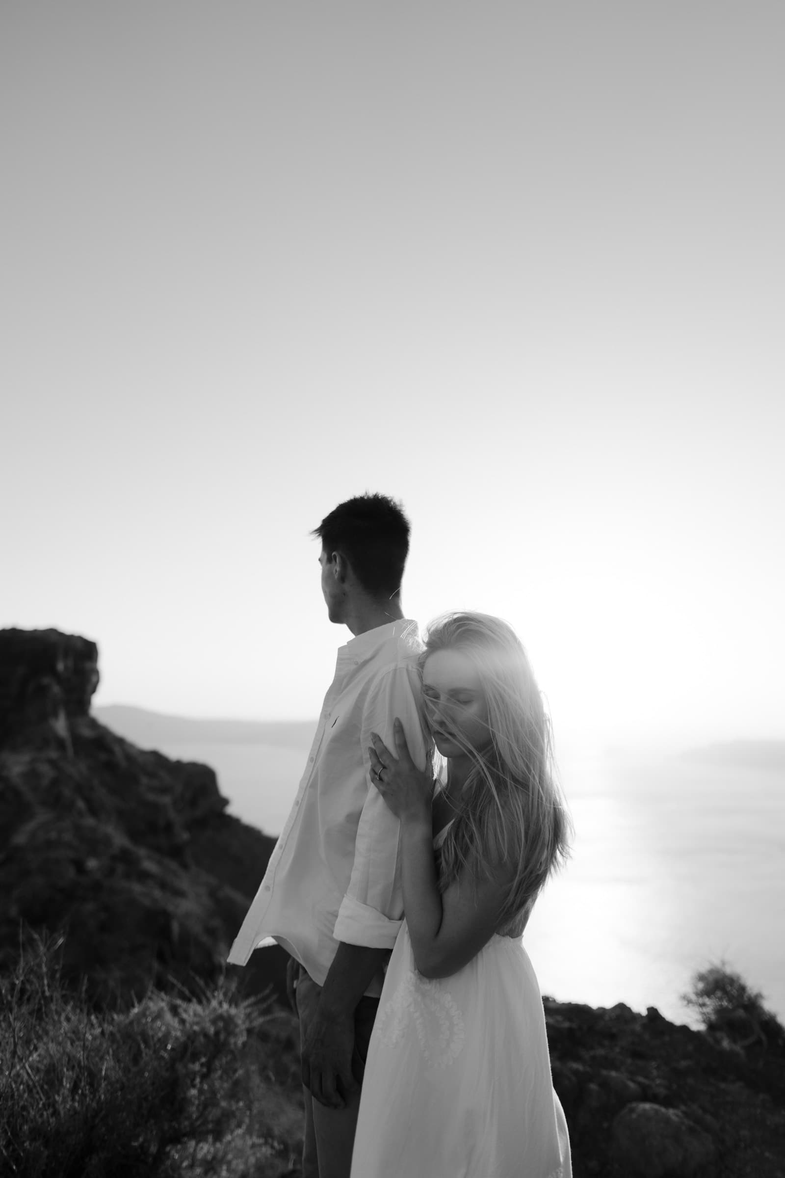 Floyd & Lauren – Santorini Proposal in Skaros rock Proposals in Santorini-27