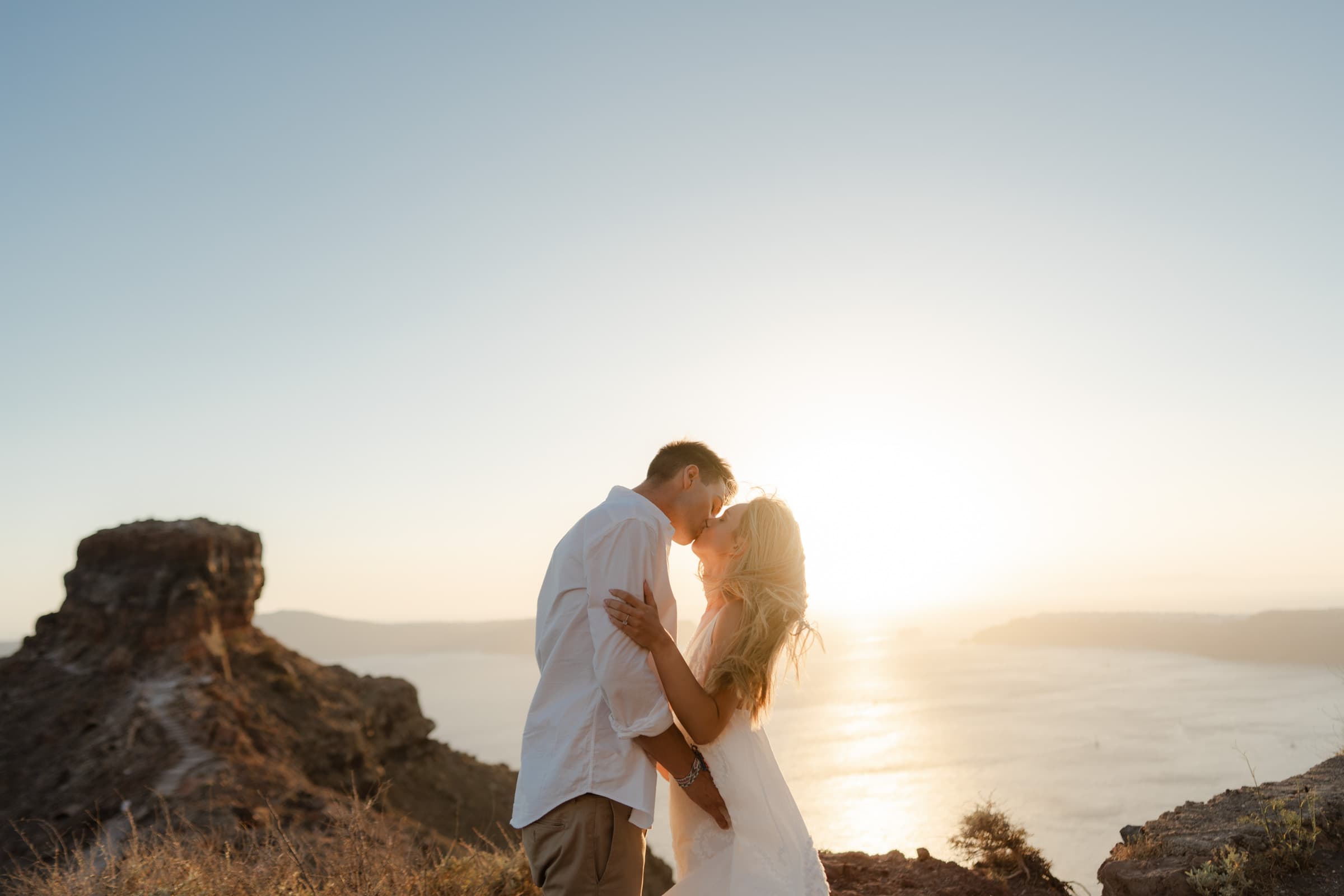 Floyd & Lauren – Santorini Proposal in Skaros rock Proposals in Santorini-28