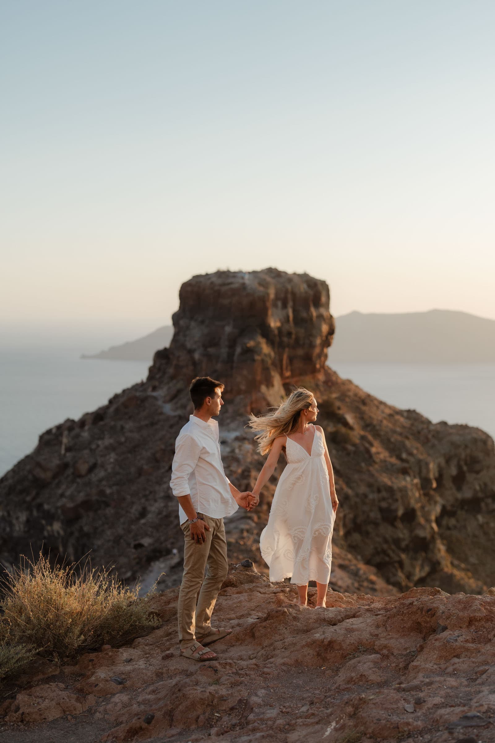 Floyd & Lauren – Santorini Proposal in Skaros rock Proposals in Santorini-30