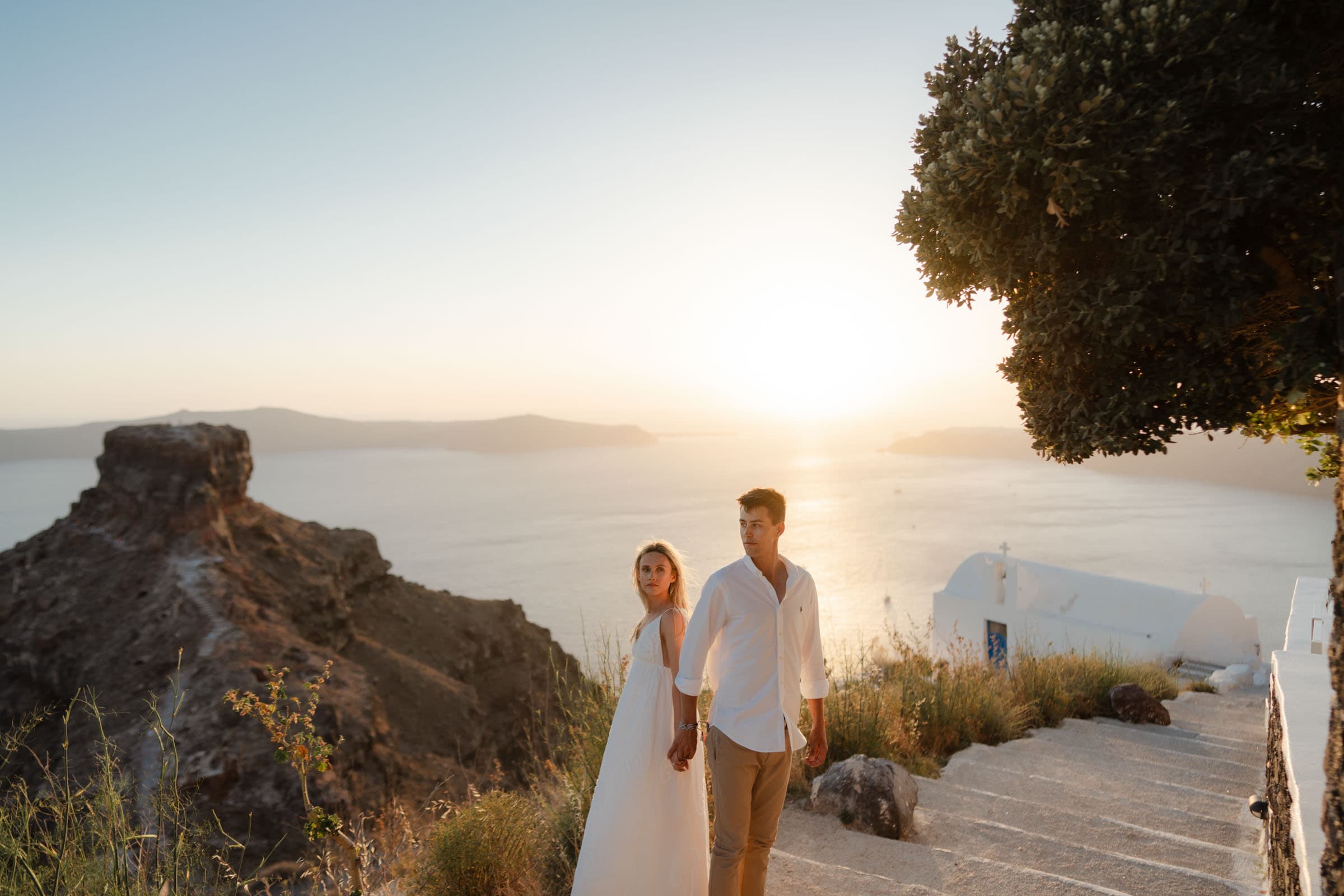 Floyd & Lauren – Santorini Proposal in Skaros rock Proposals in Santorini-31