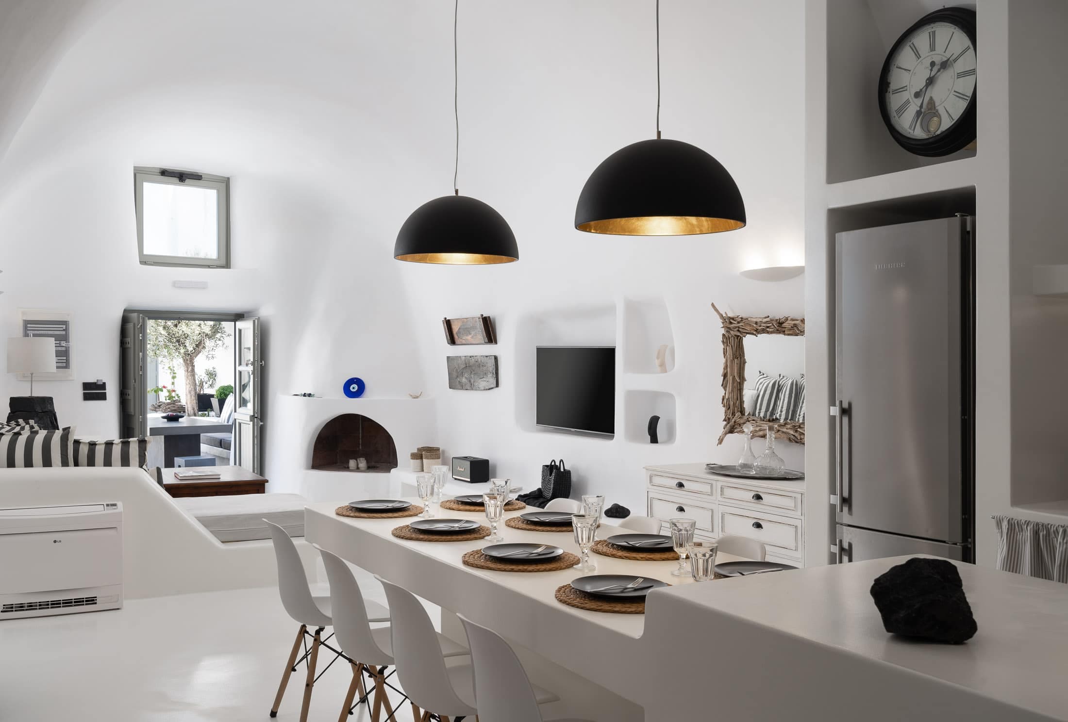 Privillage | traditional house in Pyrgos