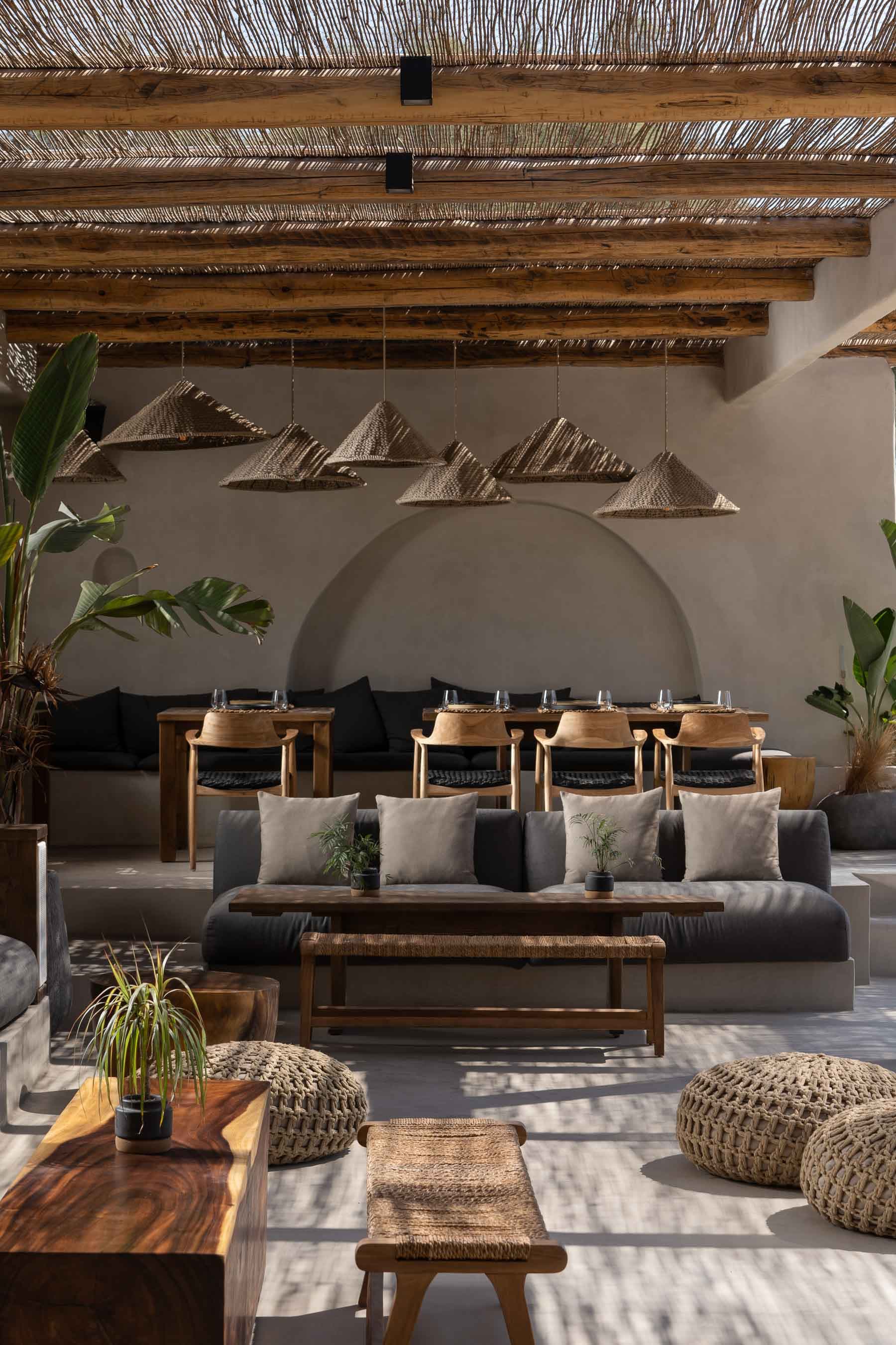 Wet stories | beach bar in Santorini Architectural Photography-1