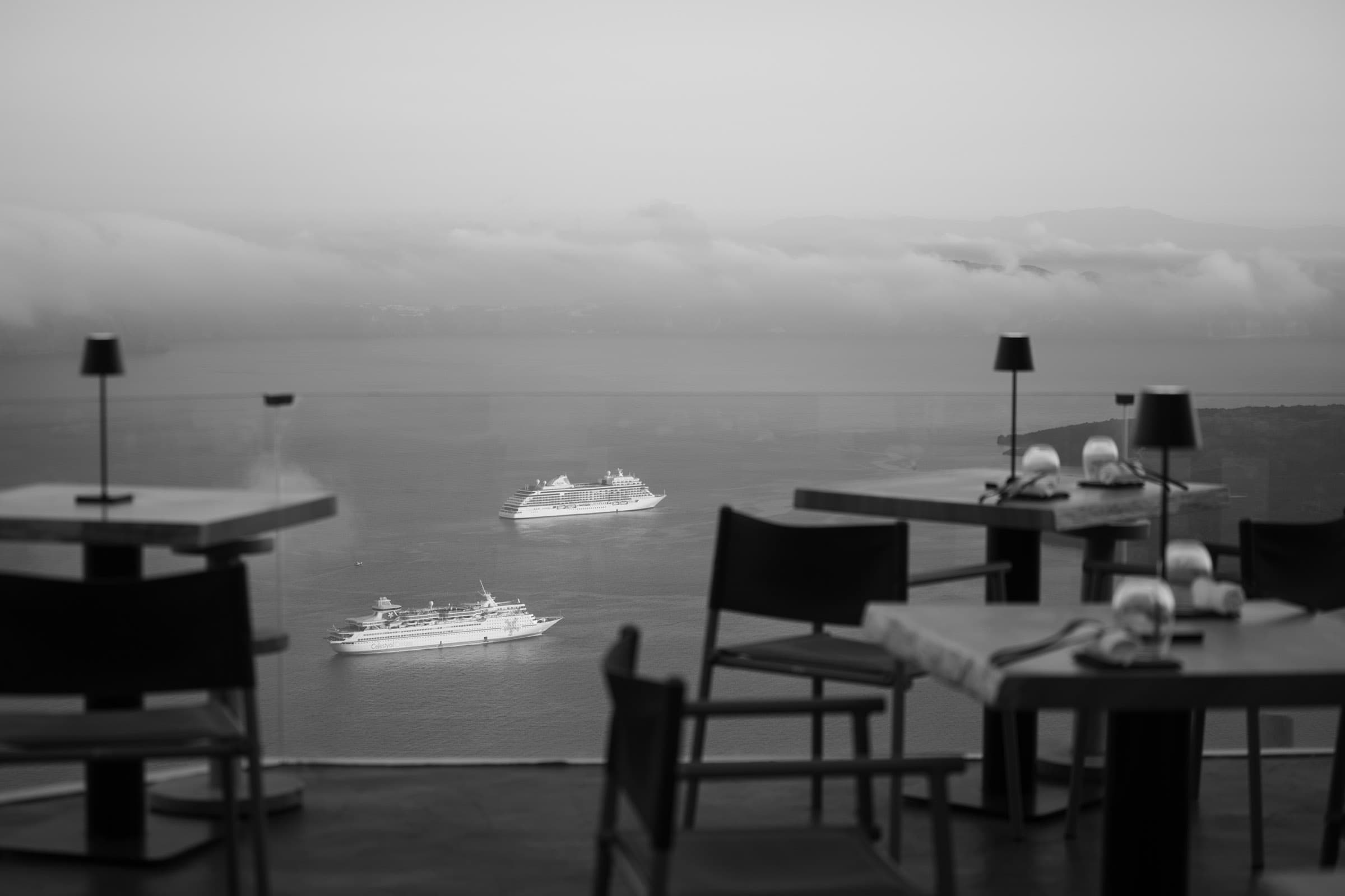 Stella Rocca a Mare – boutique hotel in Santorini Architectural Photography-2