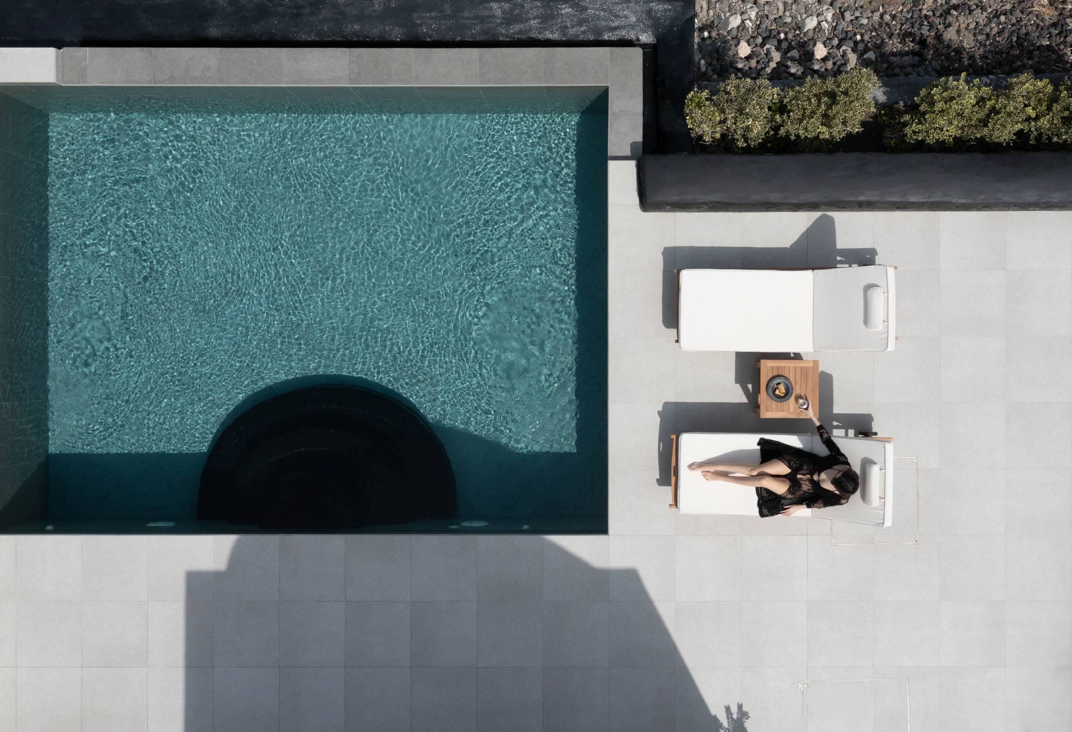 Saint John | modern villa in Oia