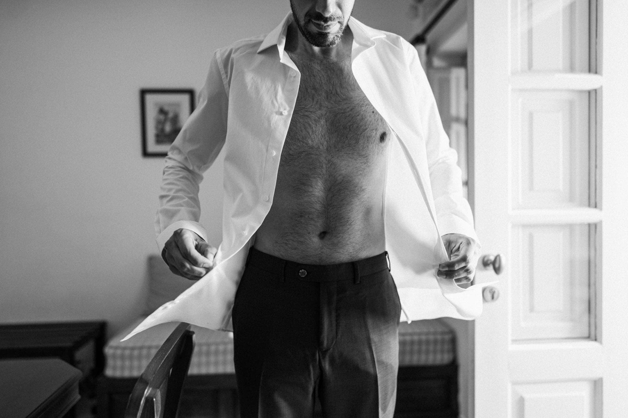 Miguel and Steffanie | emotions unfold in black and white Wedding Santorini-2