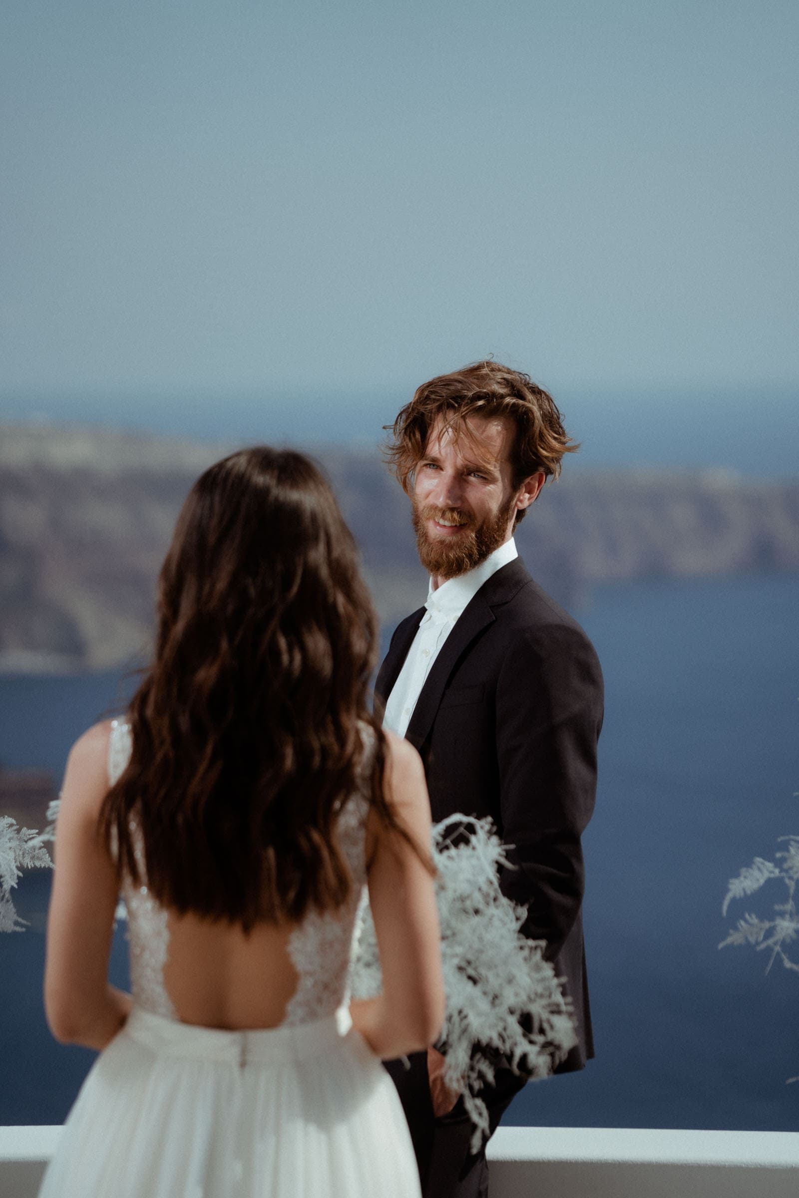 Wedding editorial photoshoot at Stella Rocca a mare. Wedding Santorini-10