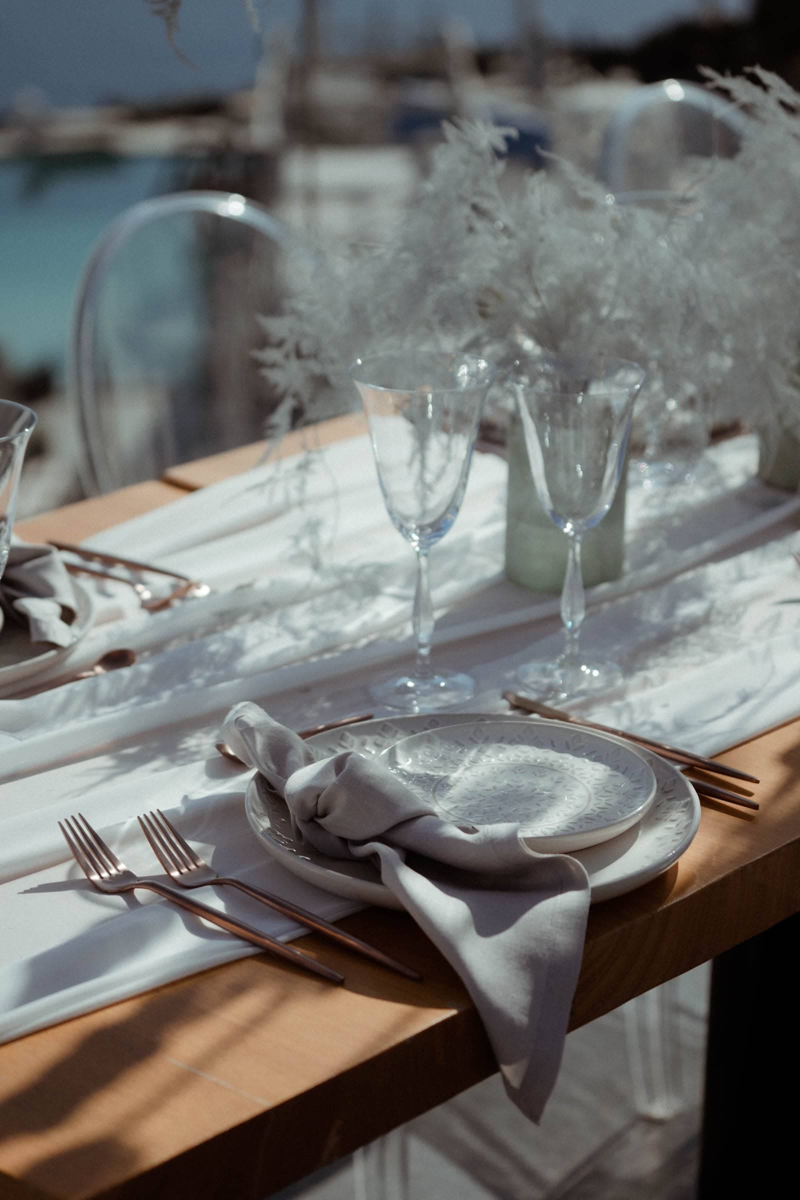 Wedding editorial photoshoot at Stella Rocca a mare. Wedding Santorini-12