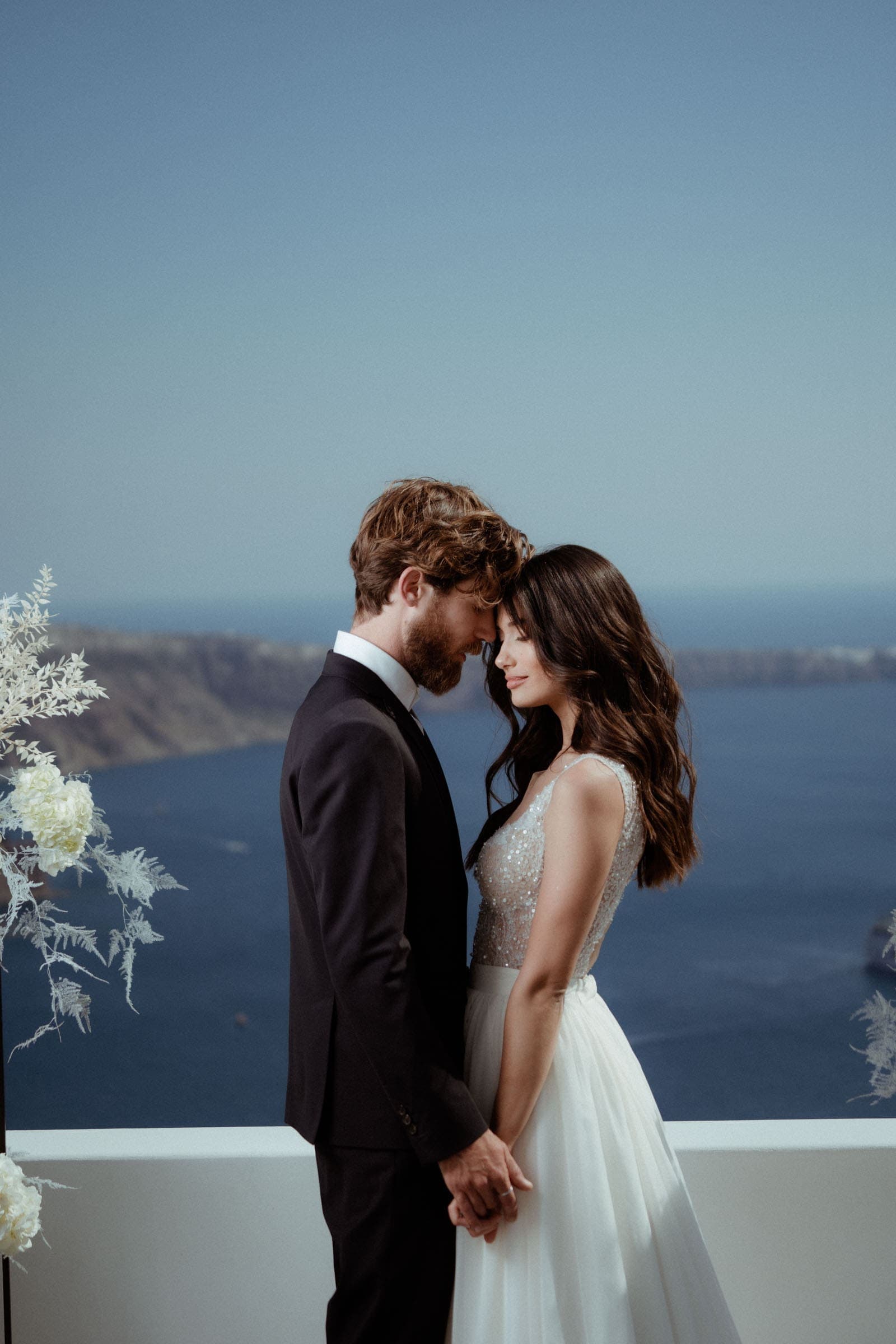 Wedding editorial photoshoot at Stella Rocca a mare. Wedding Santorini-5