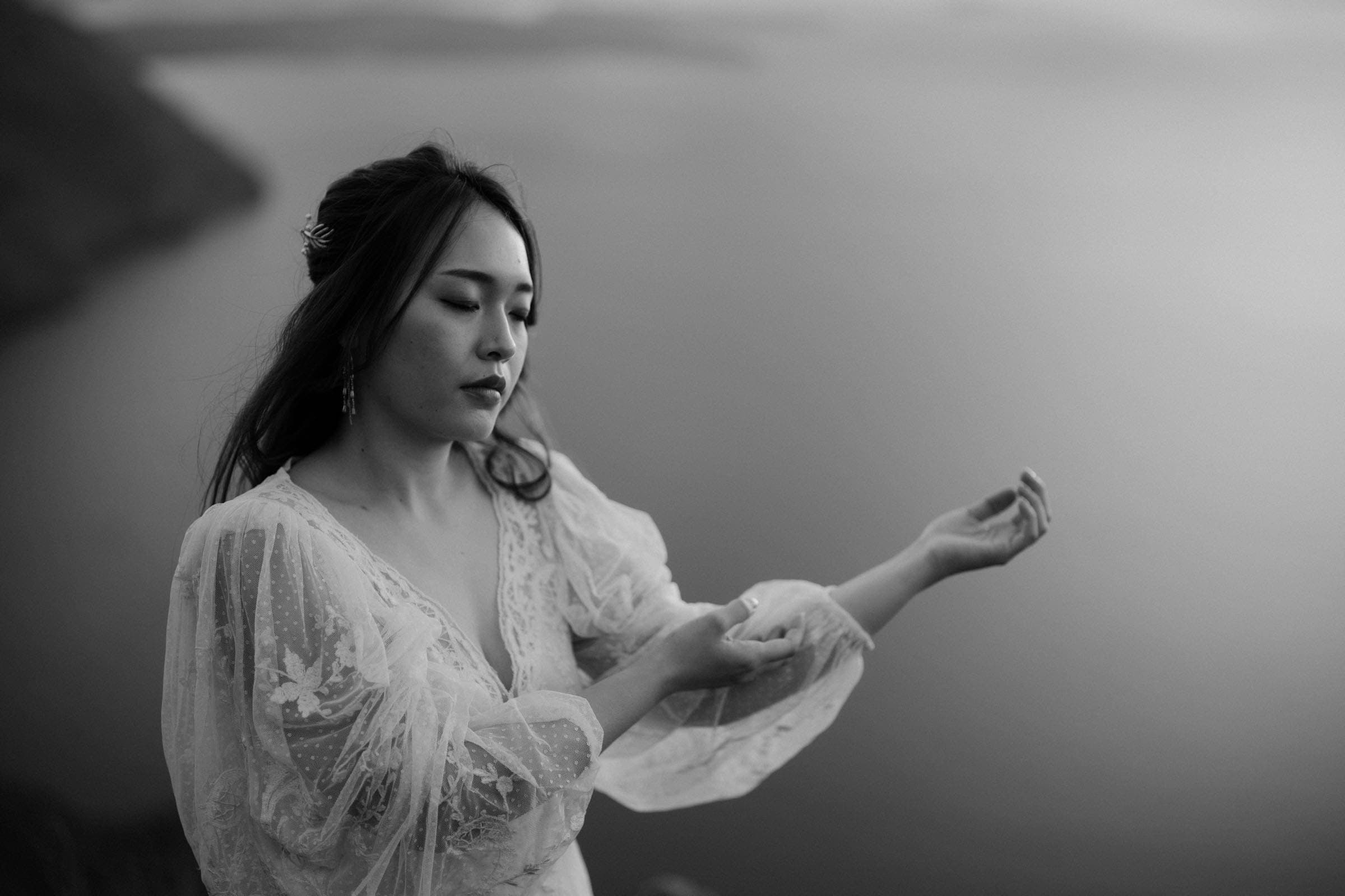 Jay and Cally | winter after wedding photoshoot in Santorini Wedding Santorini-39