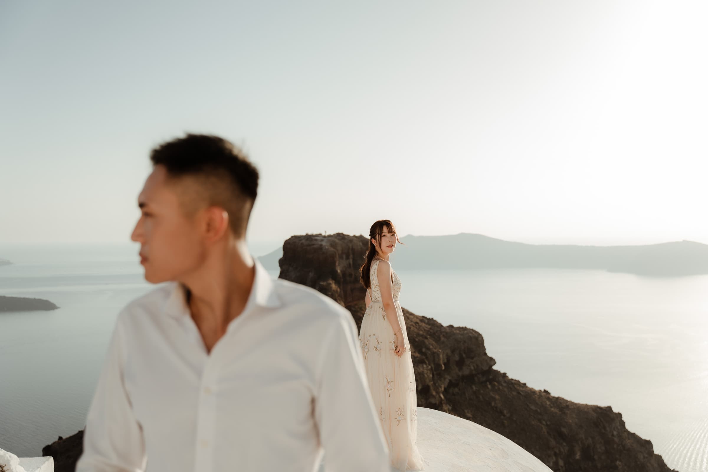 Jonathan & Be | Romantic couple session in Skaros rock Couple Sessions-18