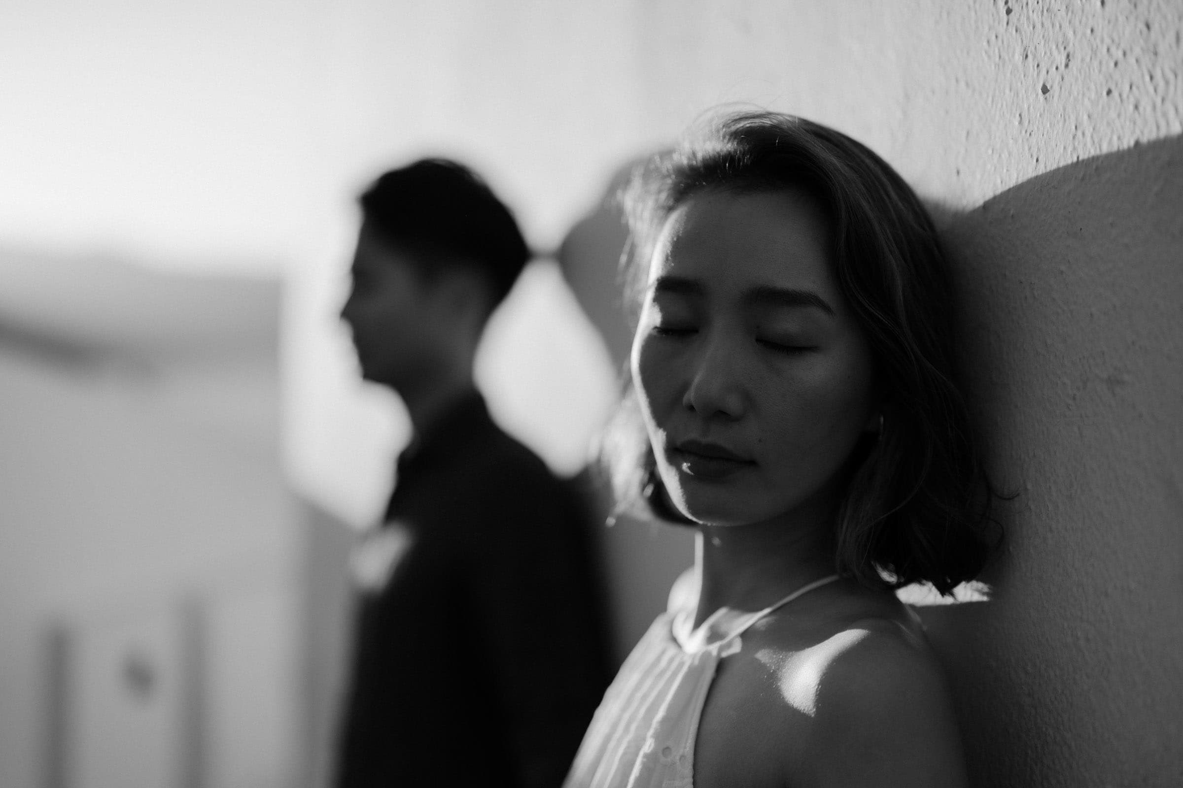 Hattori & Aiko | Aesthetic couple photoshoot in Santorini Couple Sessions-7