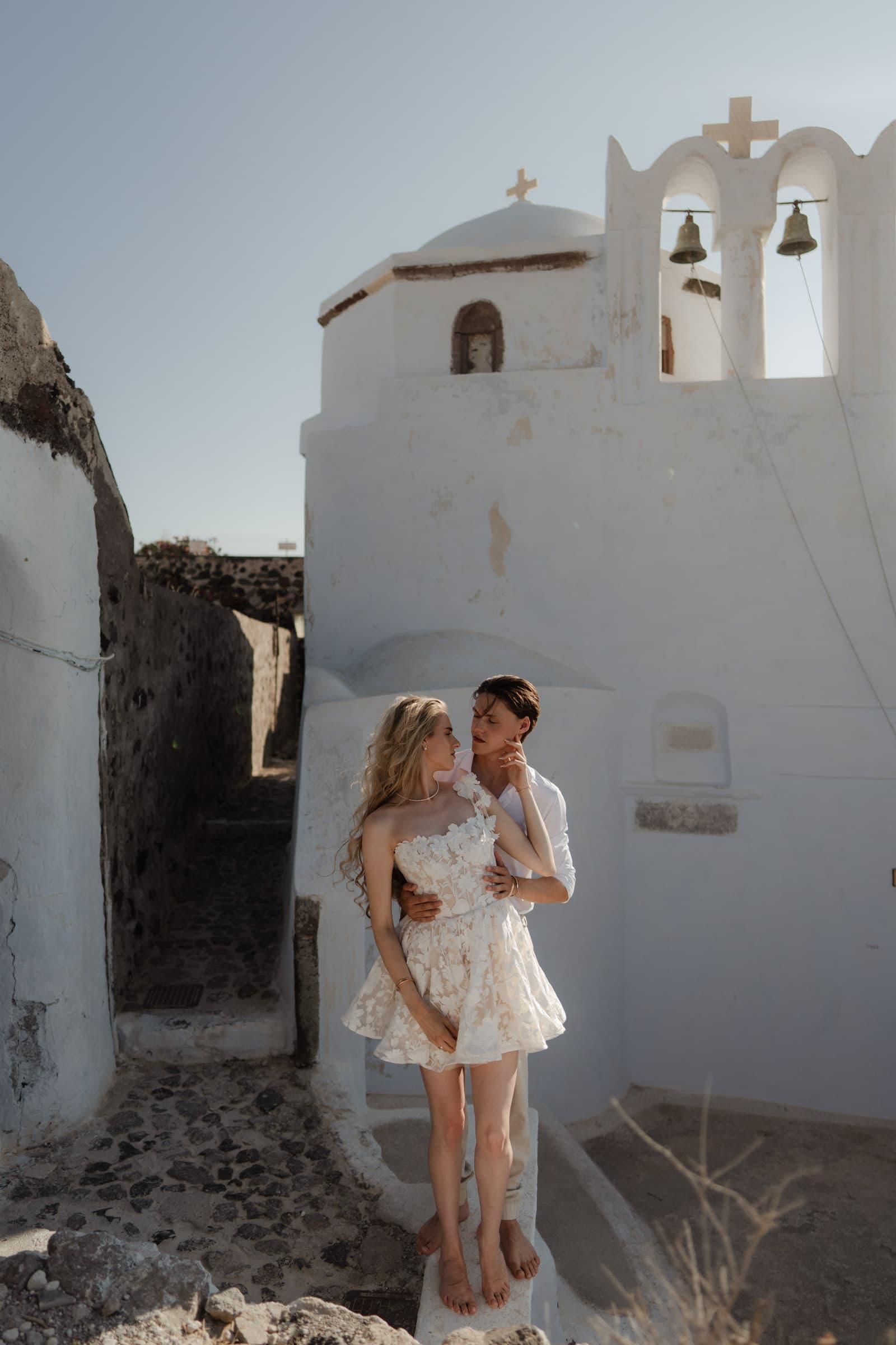 Alyshia and Julian | Santorini Couple Photoshoot in Pyrgos & Imerovigli Couple Sessions-12