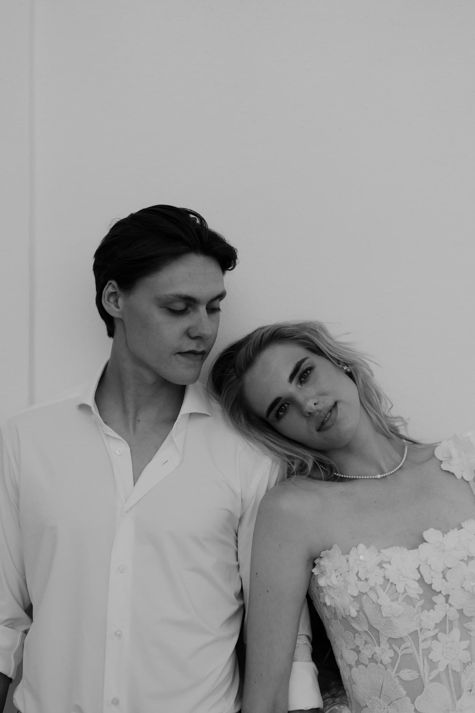 Alyshia and Julian | Santorini Couple Photoshoot in Pyrgos & Imerovigli Couple Sessions-23