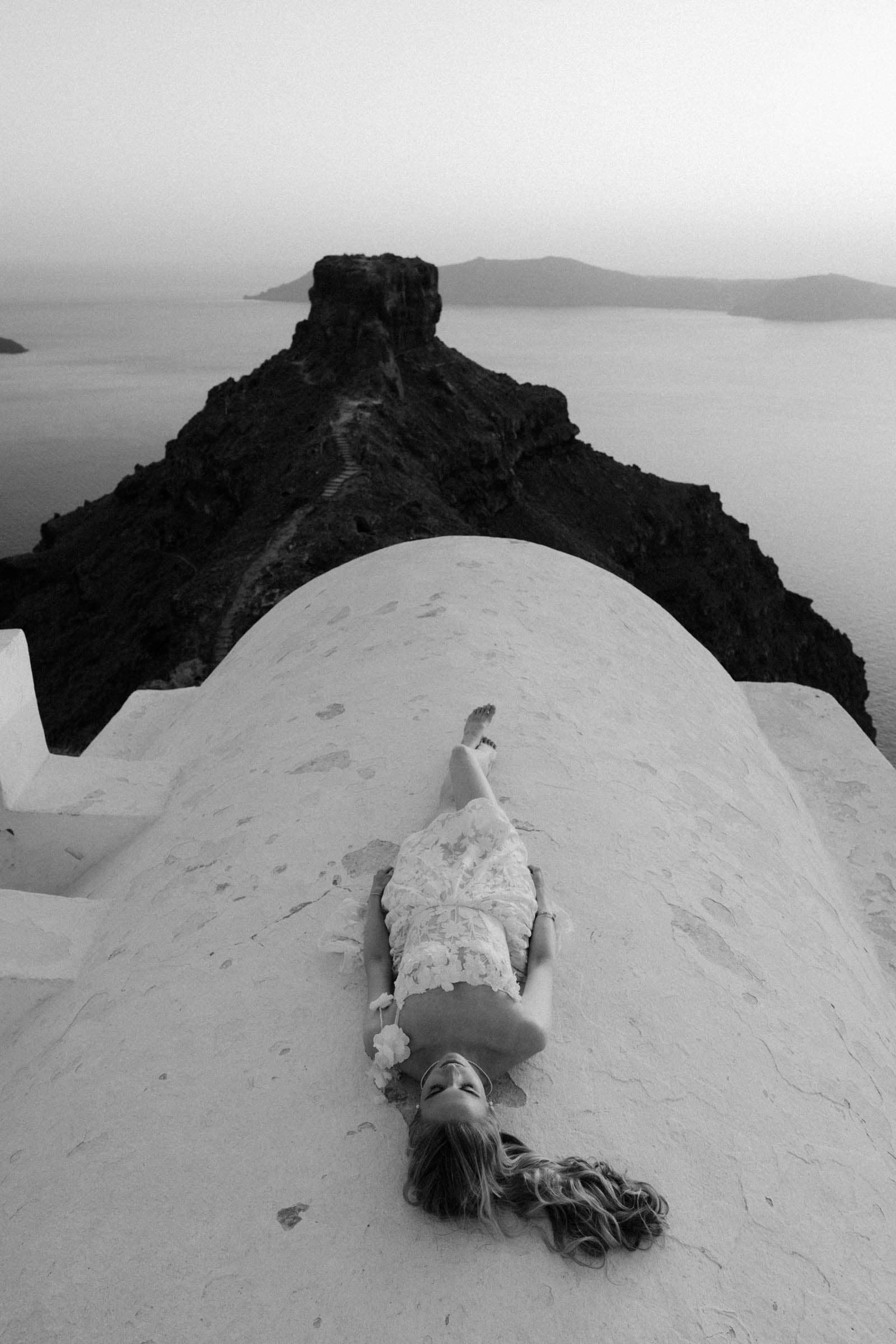 Alyshia and Julian | Santorini Couple Photoshoot in Pyrgos & Imerovigli Couple Sessions-25