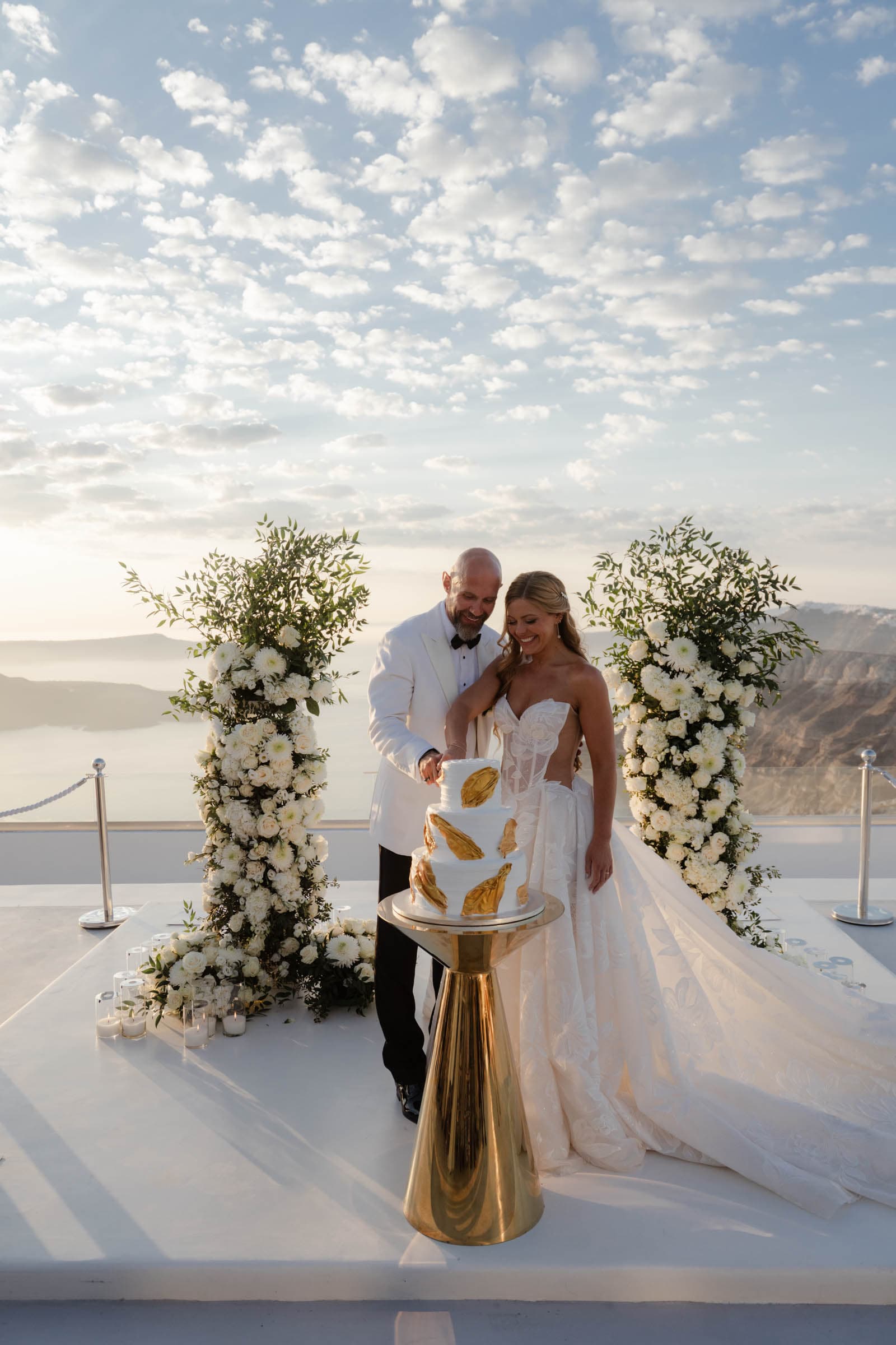 Lara & Craig Wedding Santorini-30