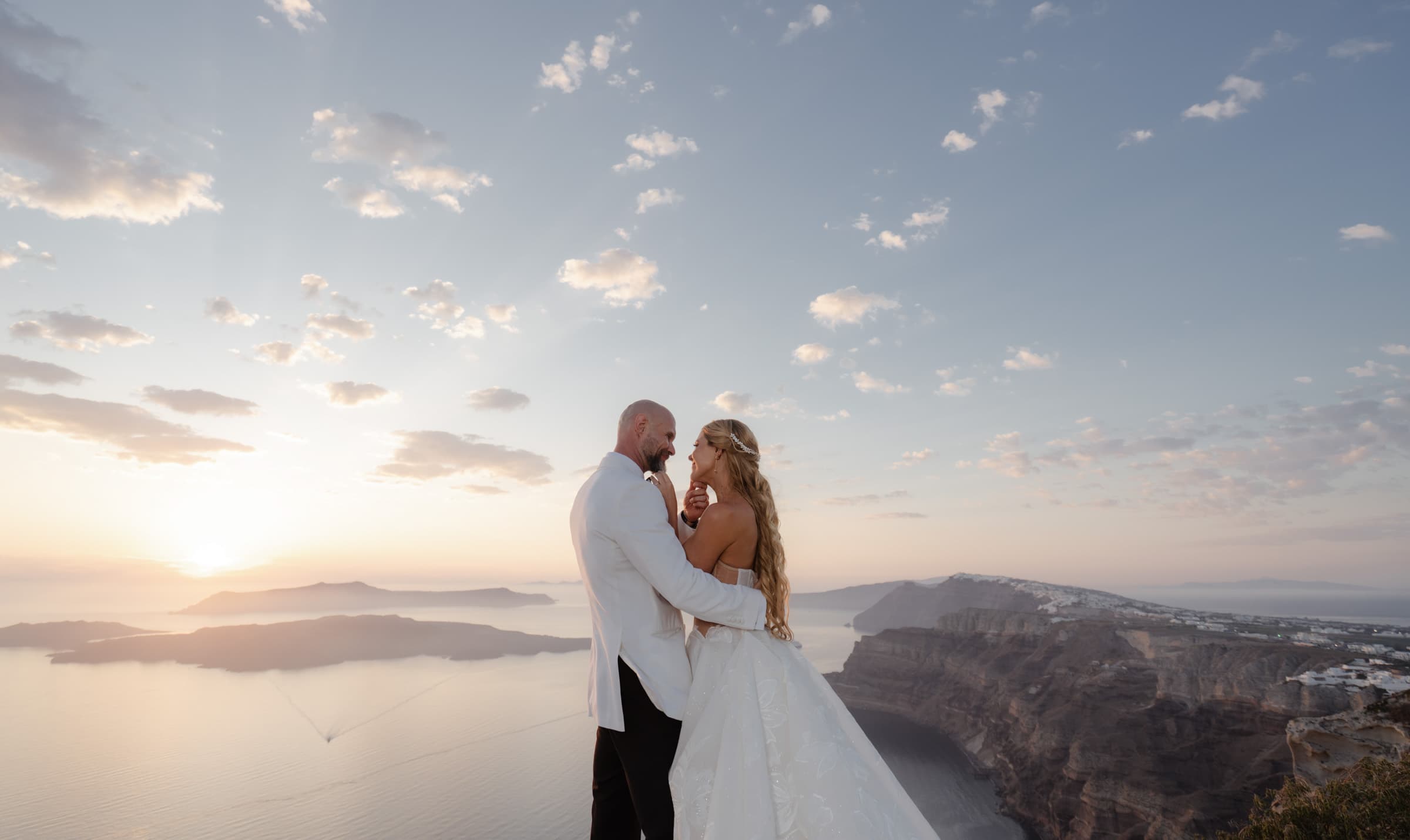 Lara & Craig Wedding Santorini-31