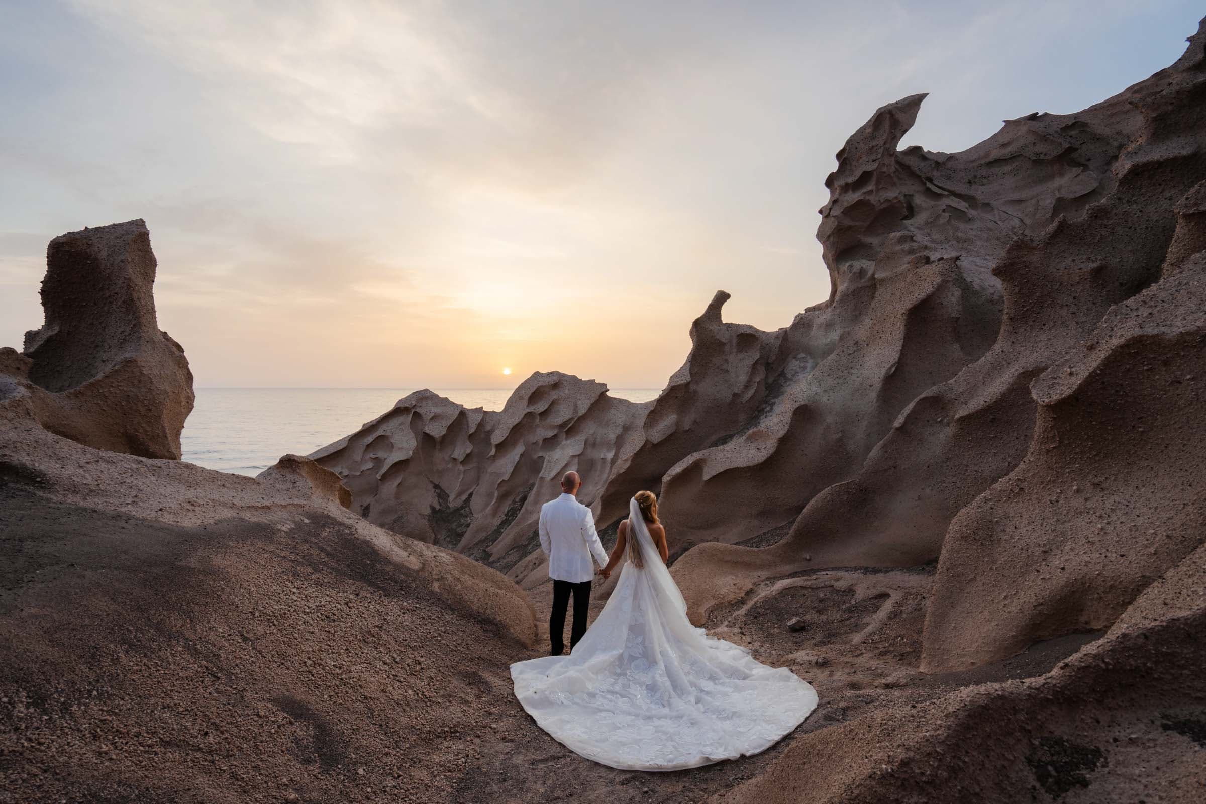 Lara & Craig Wedding Santorini-40