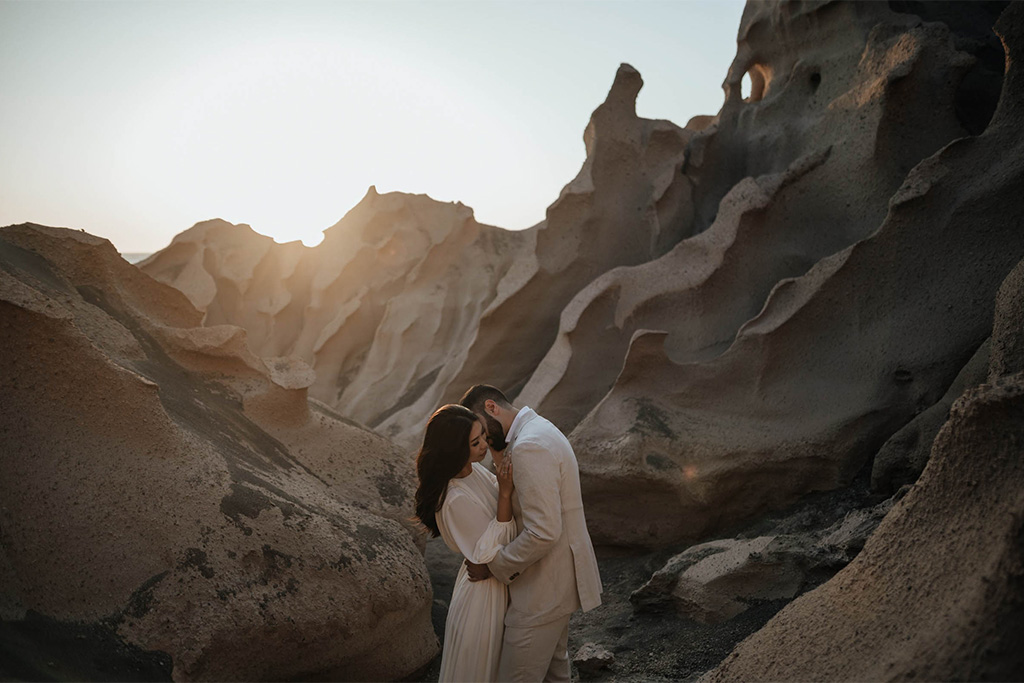 Wedding Films - Crafting your dream proposal in Santorini, Greece 